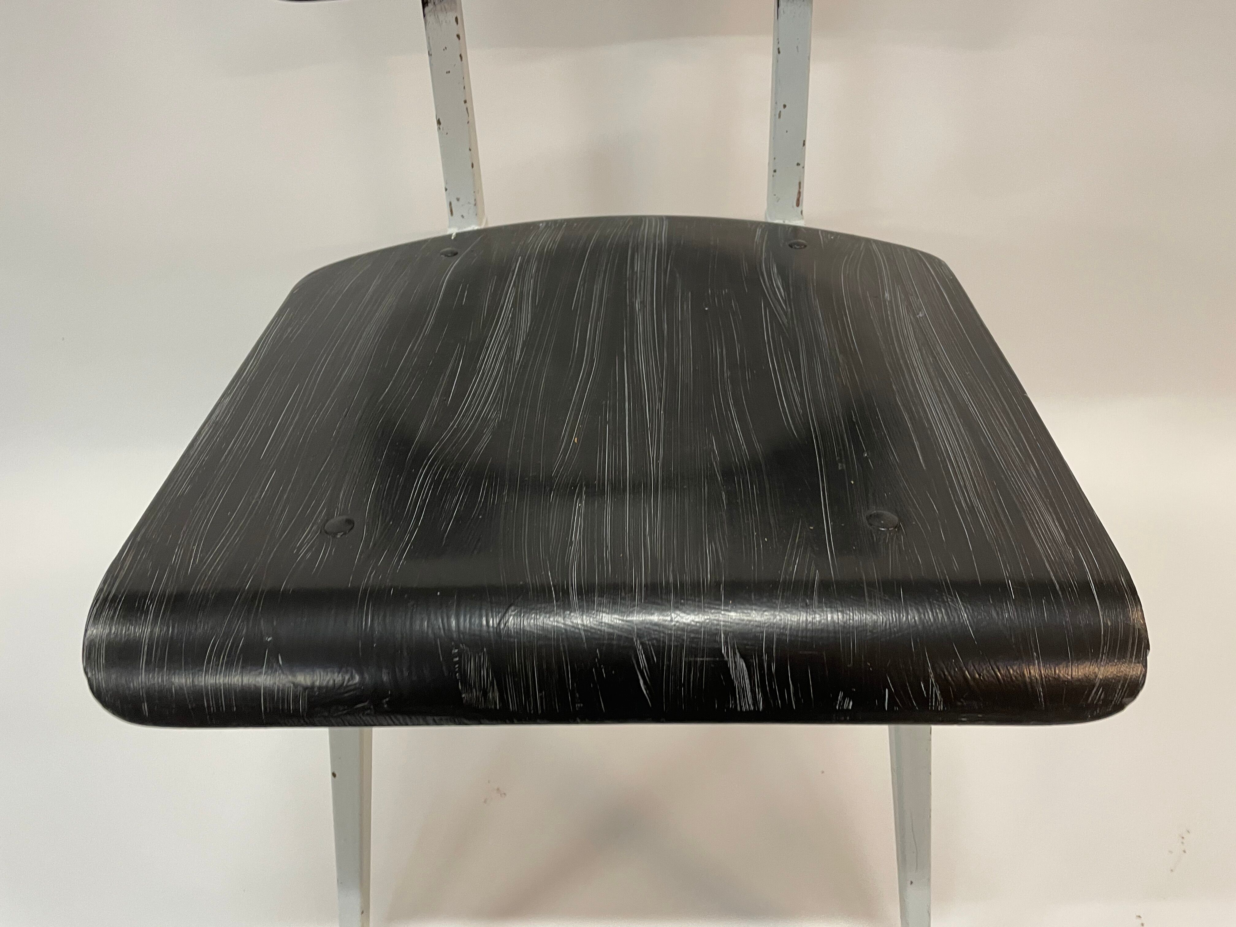 Chaise vintage Galvanitas