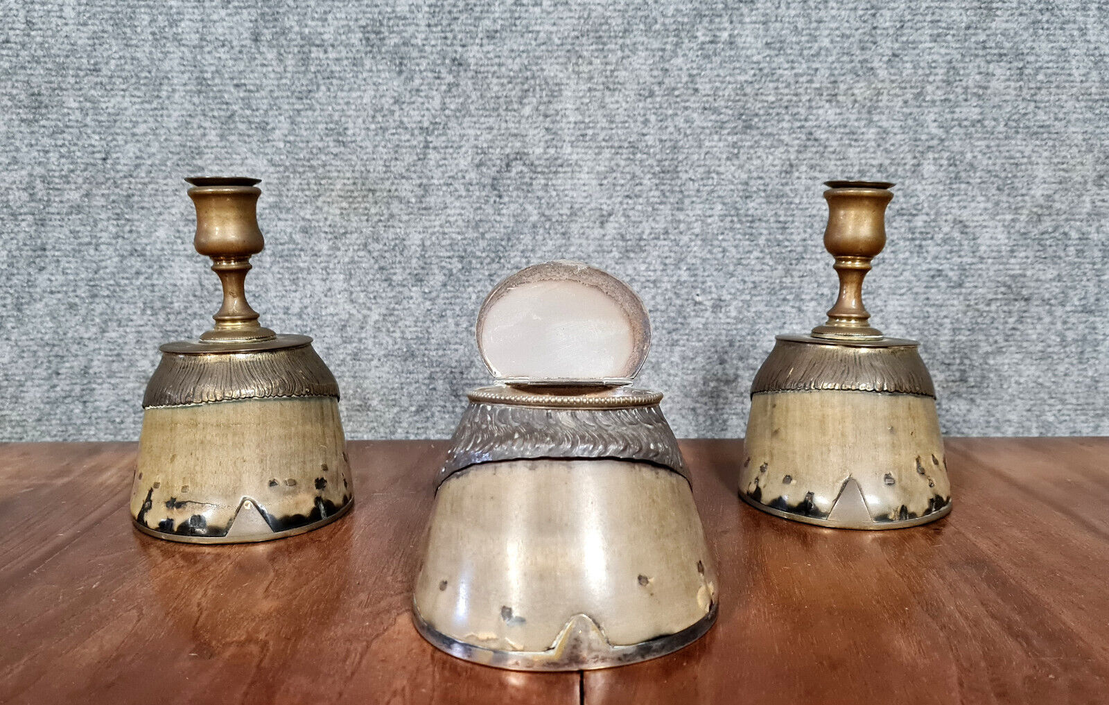 Smoking set three pieces nineteenth century called souvenir