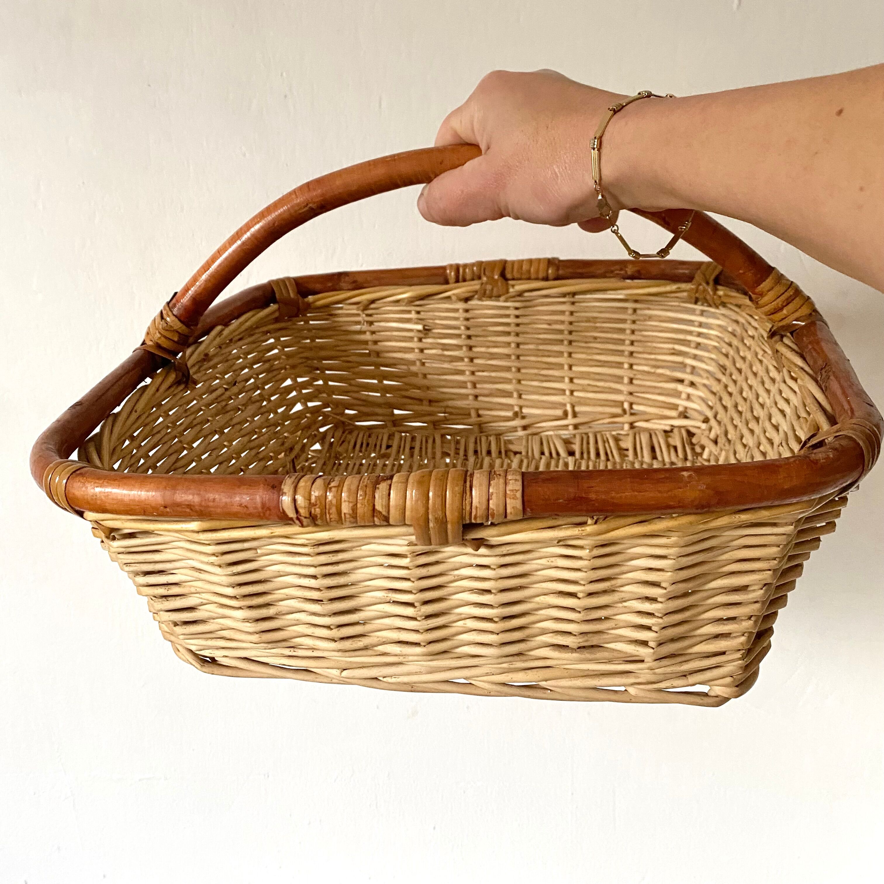 Wicker and rattan basket 34 x 34