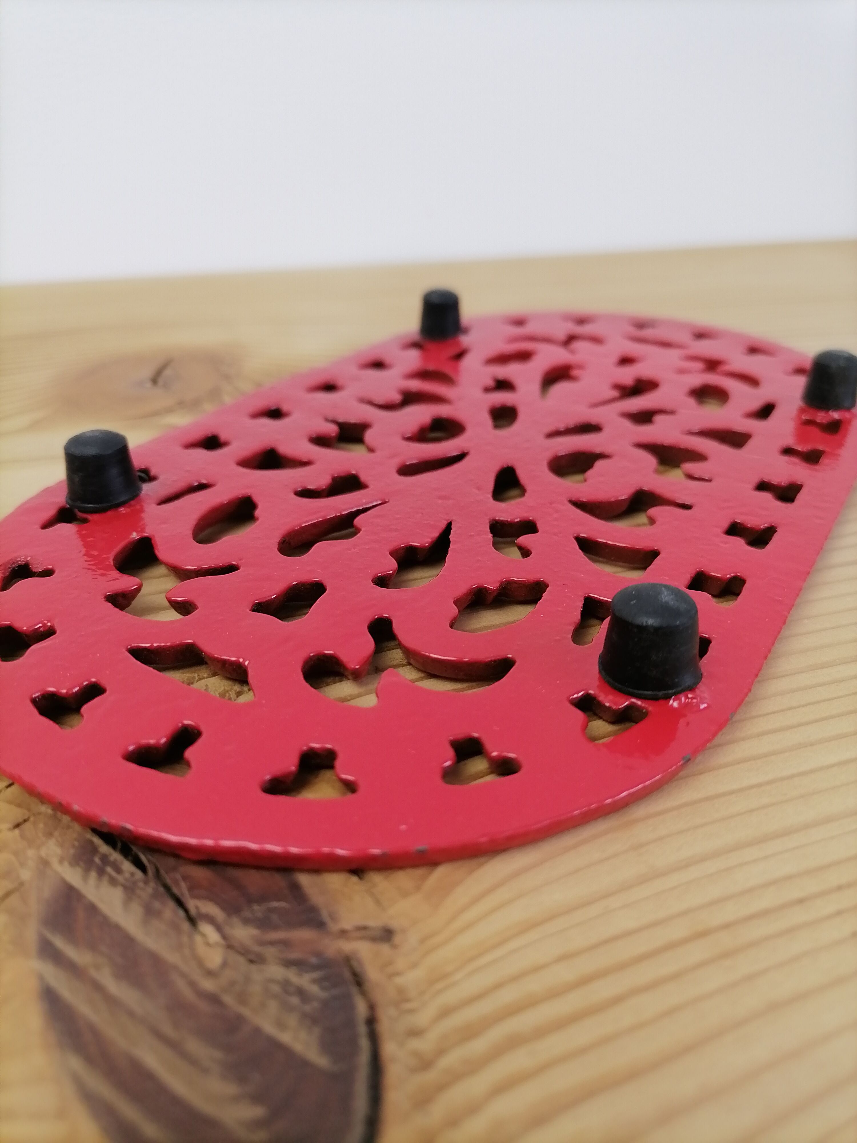 Vintage enamelled cast iron trifle