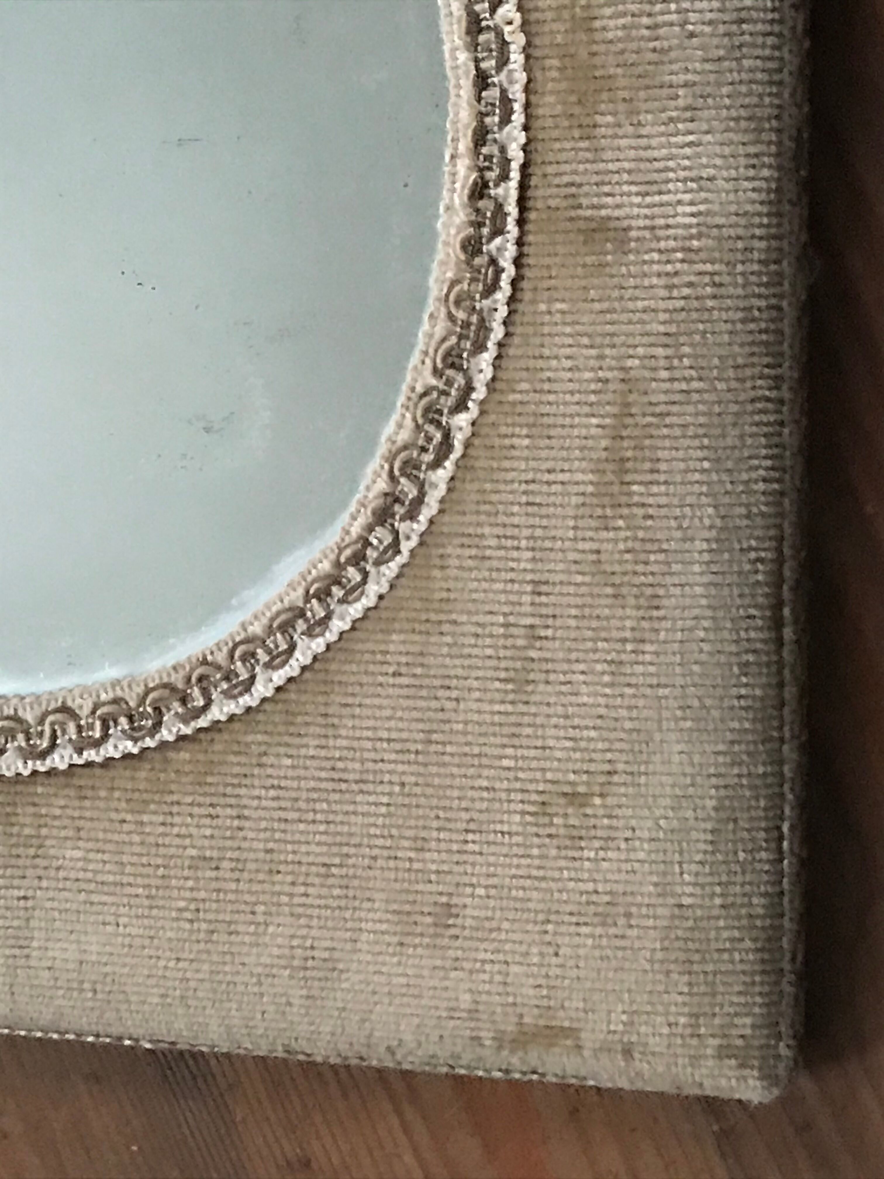 Vintage velvet mirror 31x31