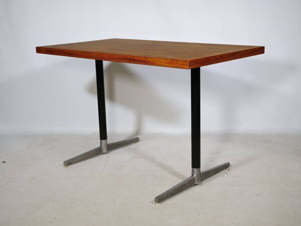 Bureau ou table à manger en teck des années 1960, style mid-century