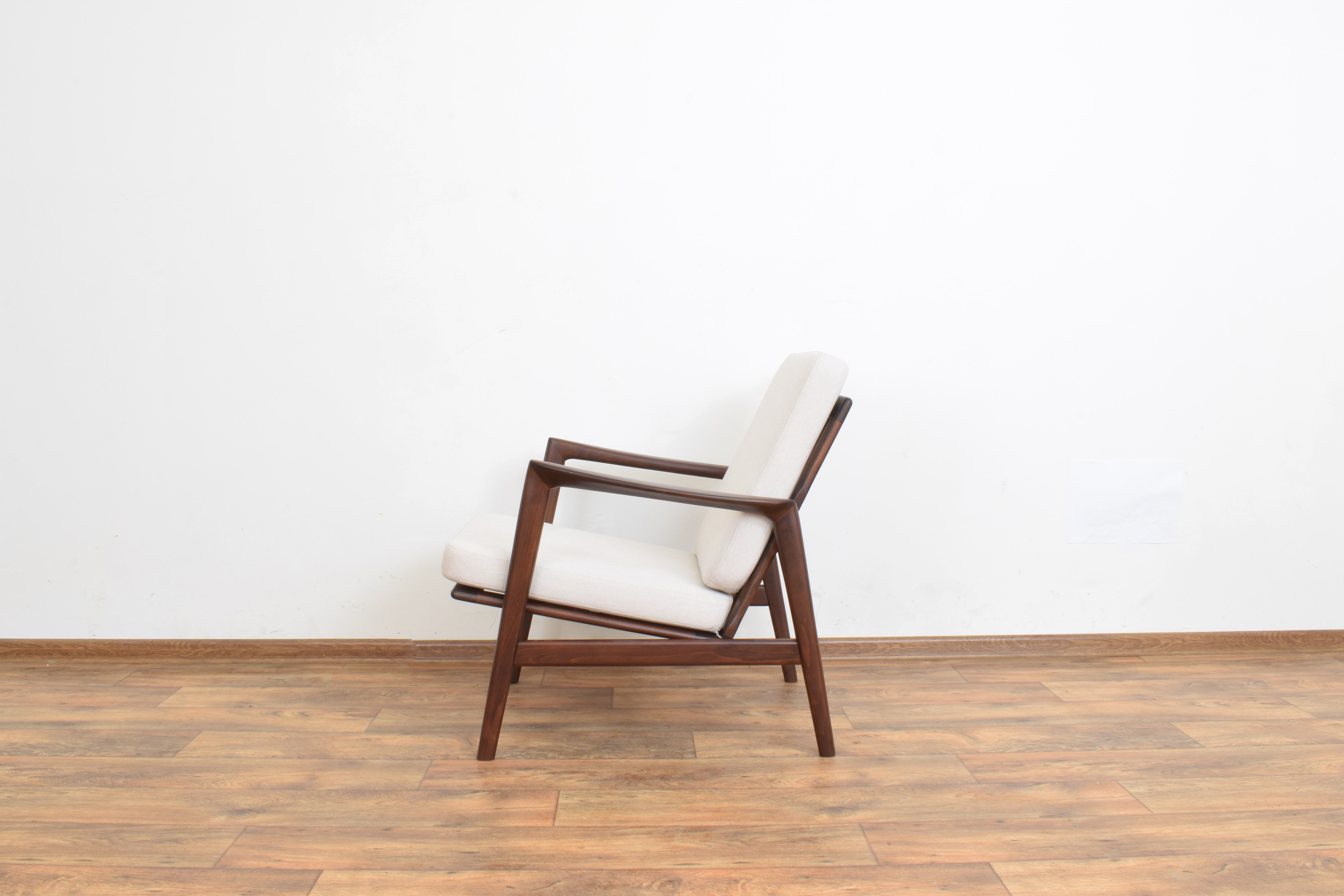 Mid-Century Polish Lounge Chairs „Stefan”, 1960