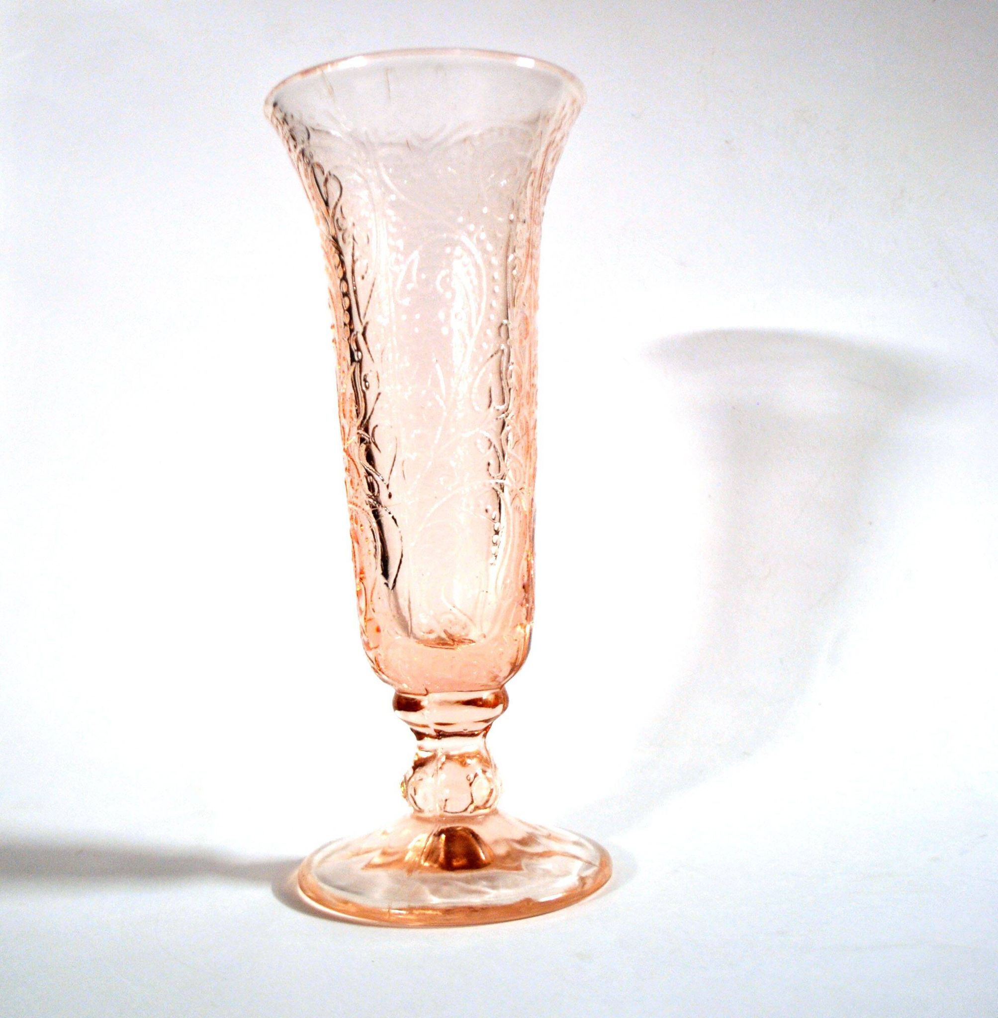 Vintage pink moulded glass cornucopia vase – bead and heart decoration
