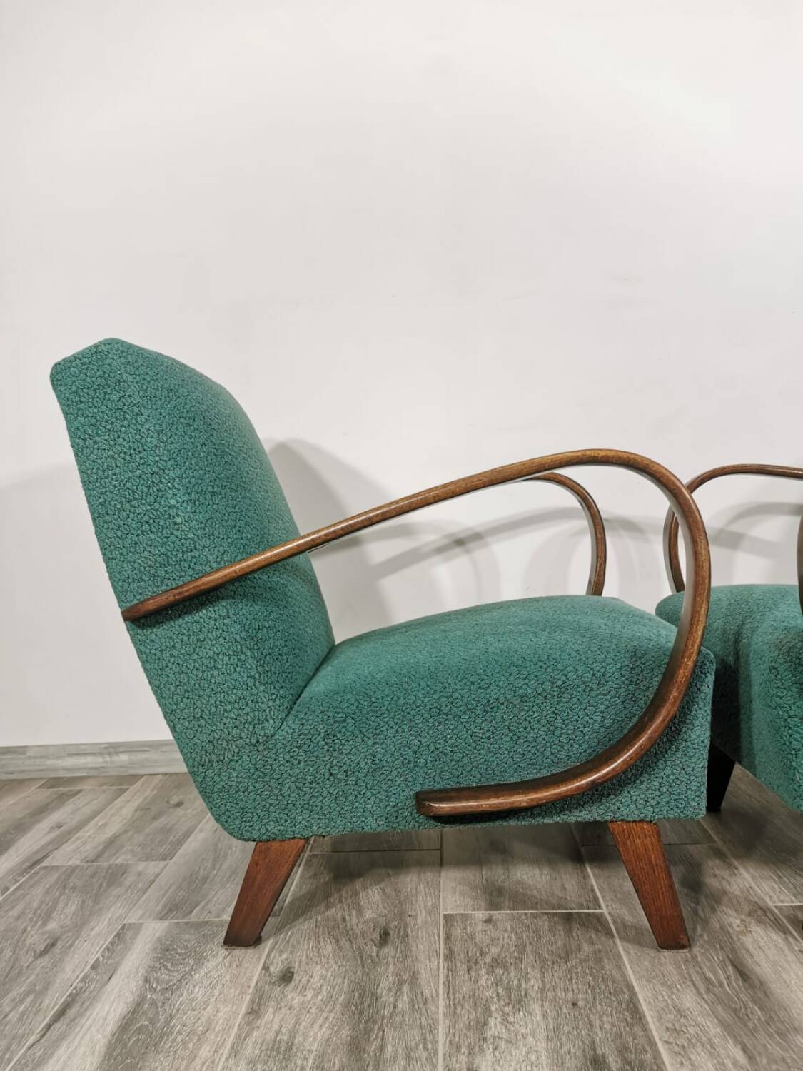 Art Deco Armchair by Jindrich Halabala