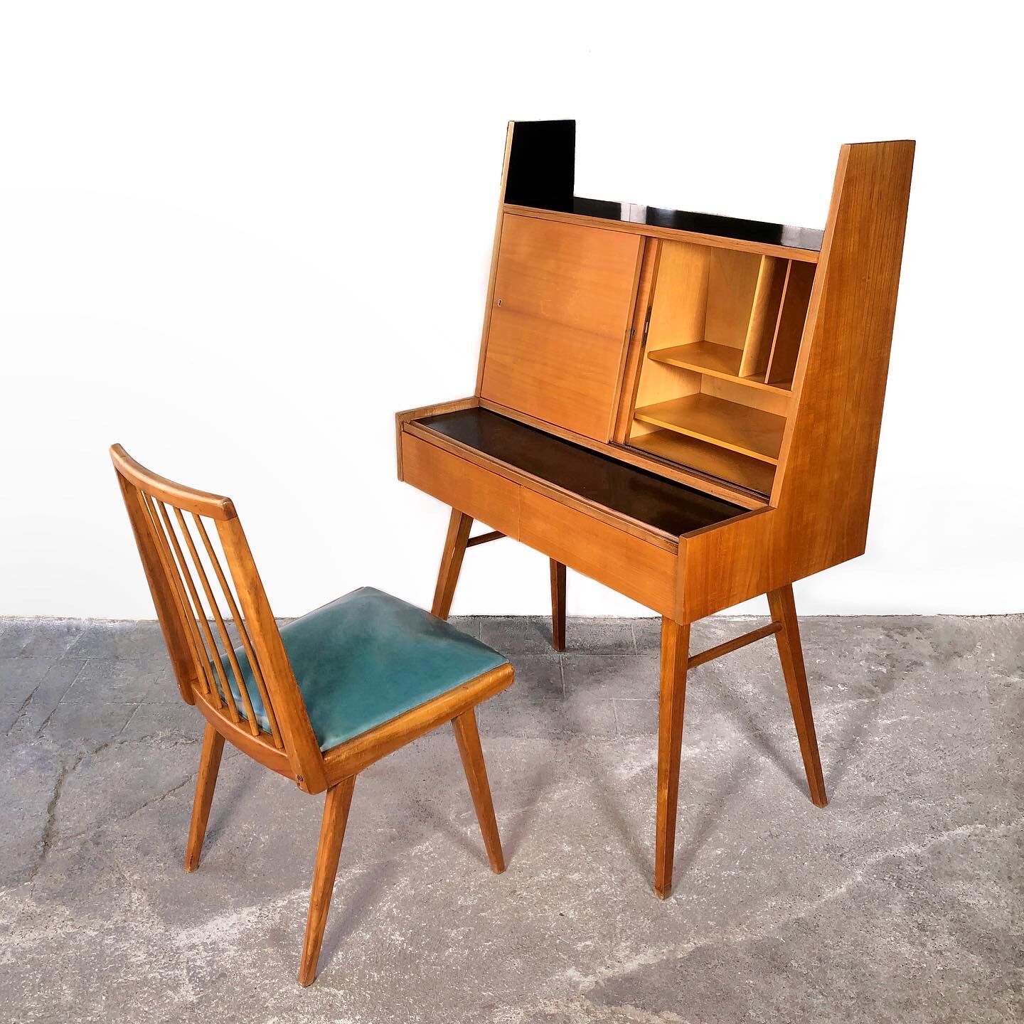 Secretary WR119 by Wilhelm Renz, 1950