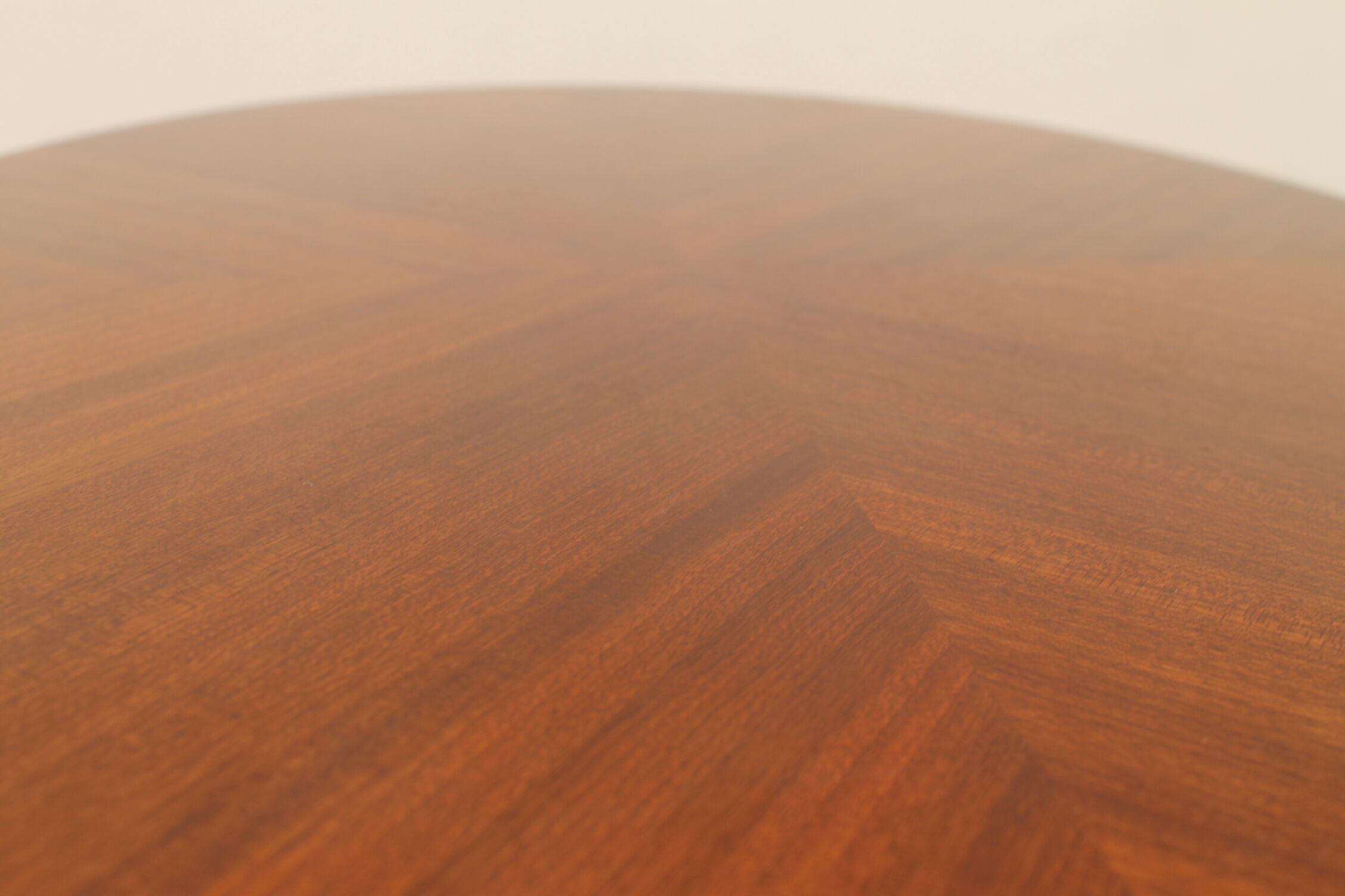 Table d’appoint en acajou de la Sécession viennoise vers 1915