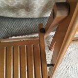 Lot of 2 folding chairs