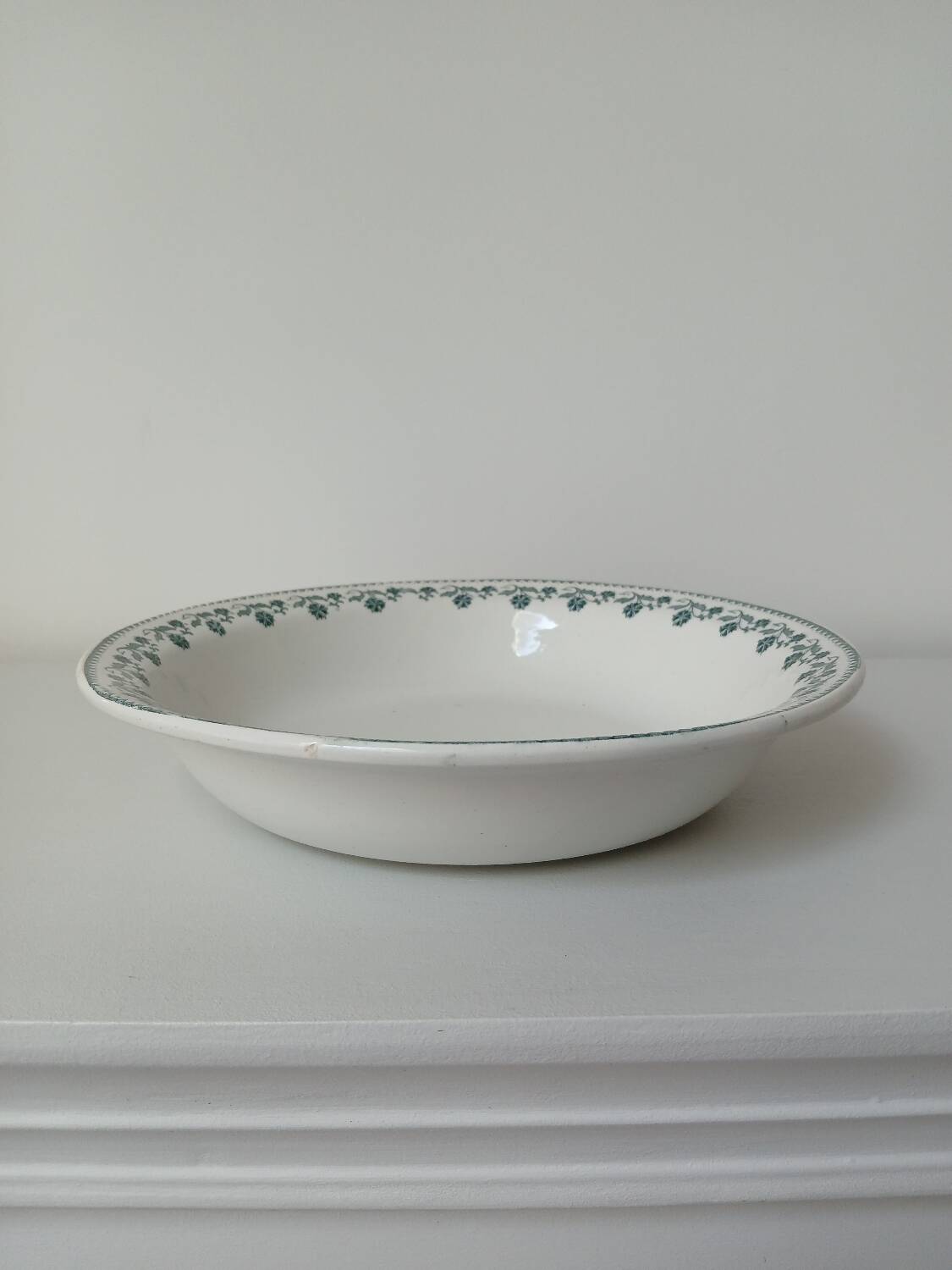 Round dish Moulin des Loups, Georgette model