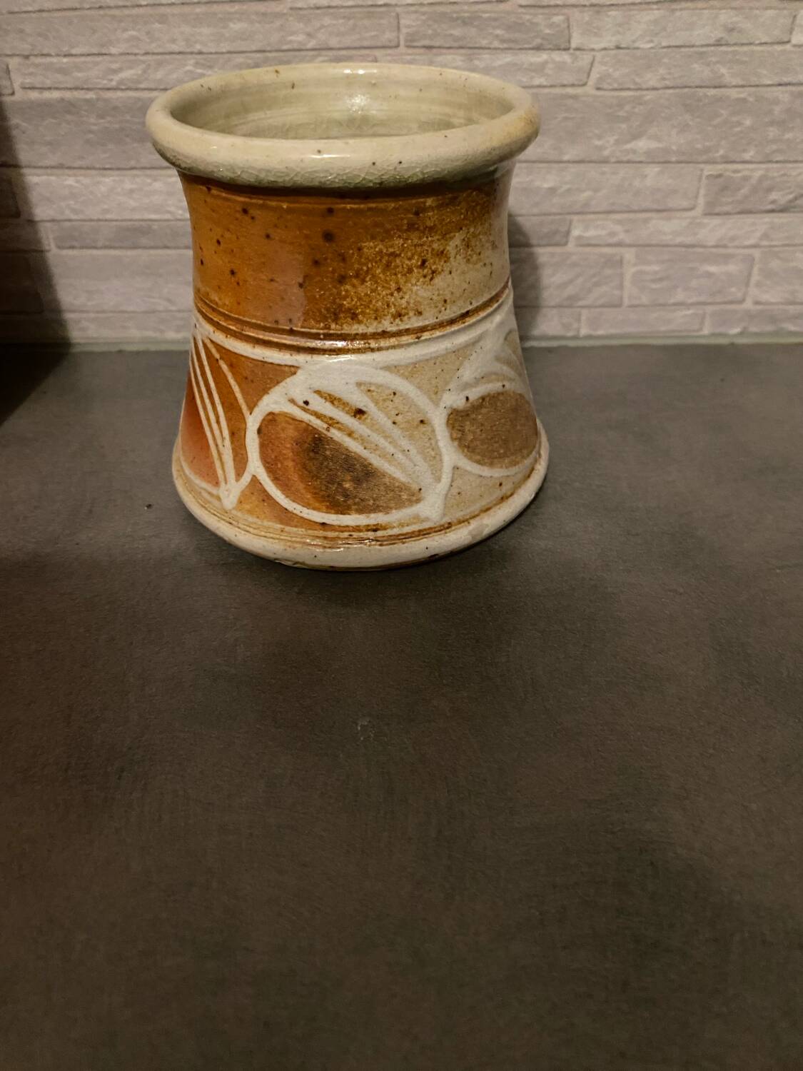 Ancienne poterie du Berry en grès fait main
