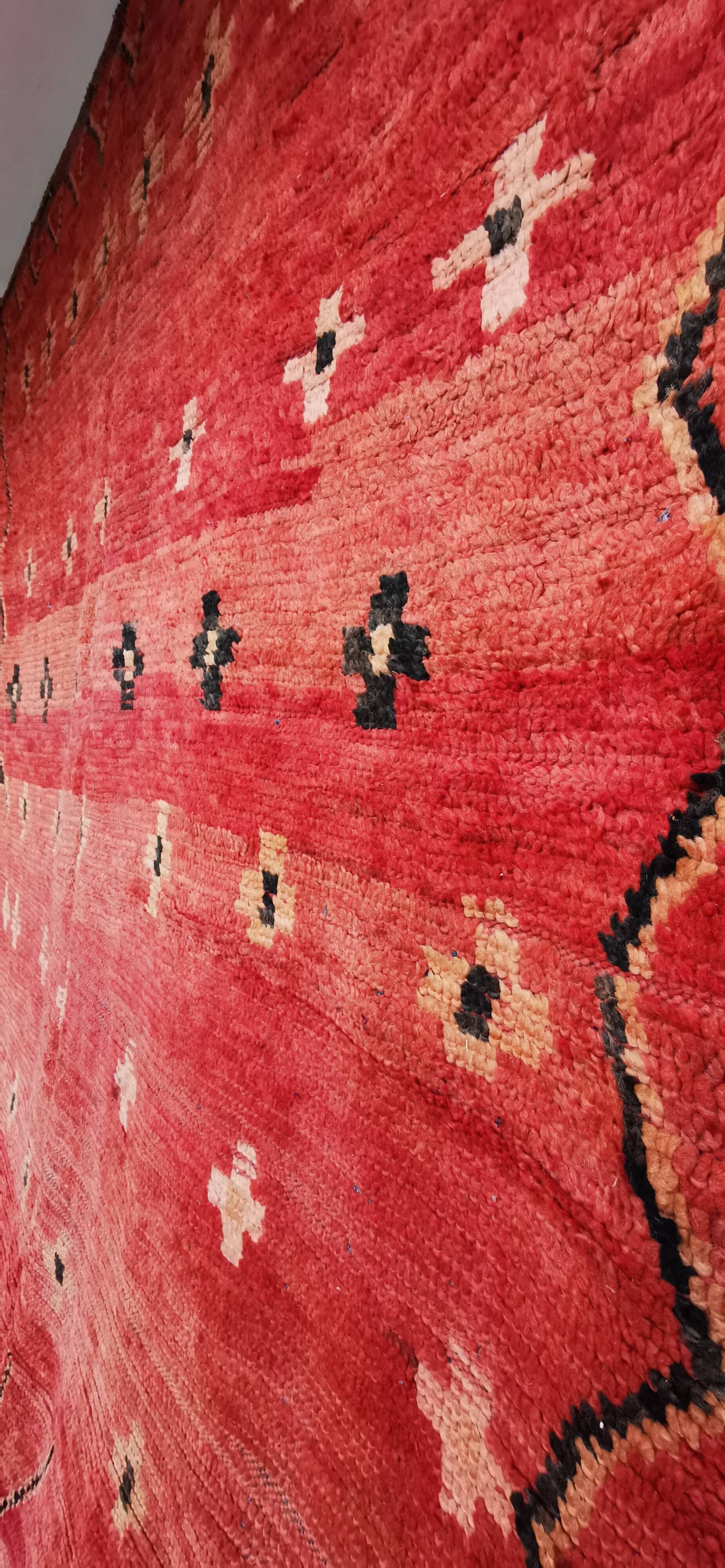 Vintage Berber carpet boujaad 200/390