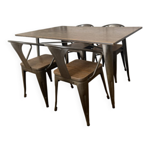 Table à manger et 4