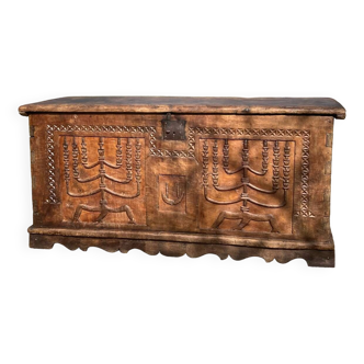 18th century chest see before.. carved with Menorahs and Hebrew symbol