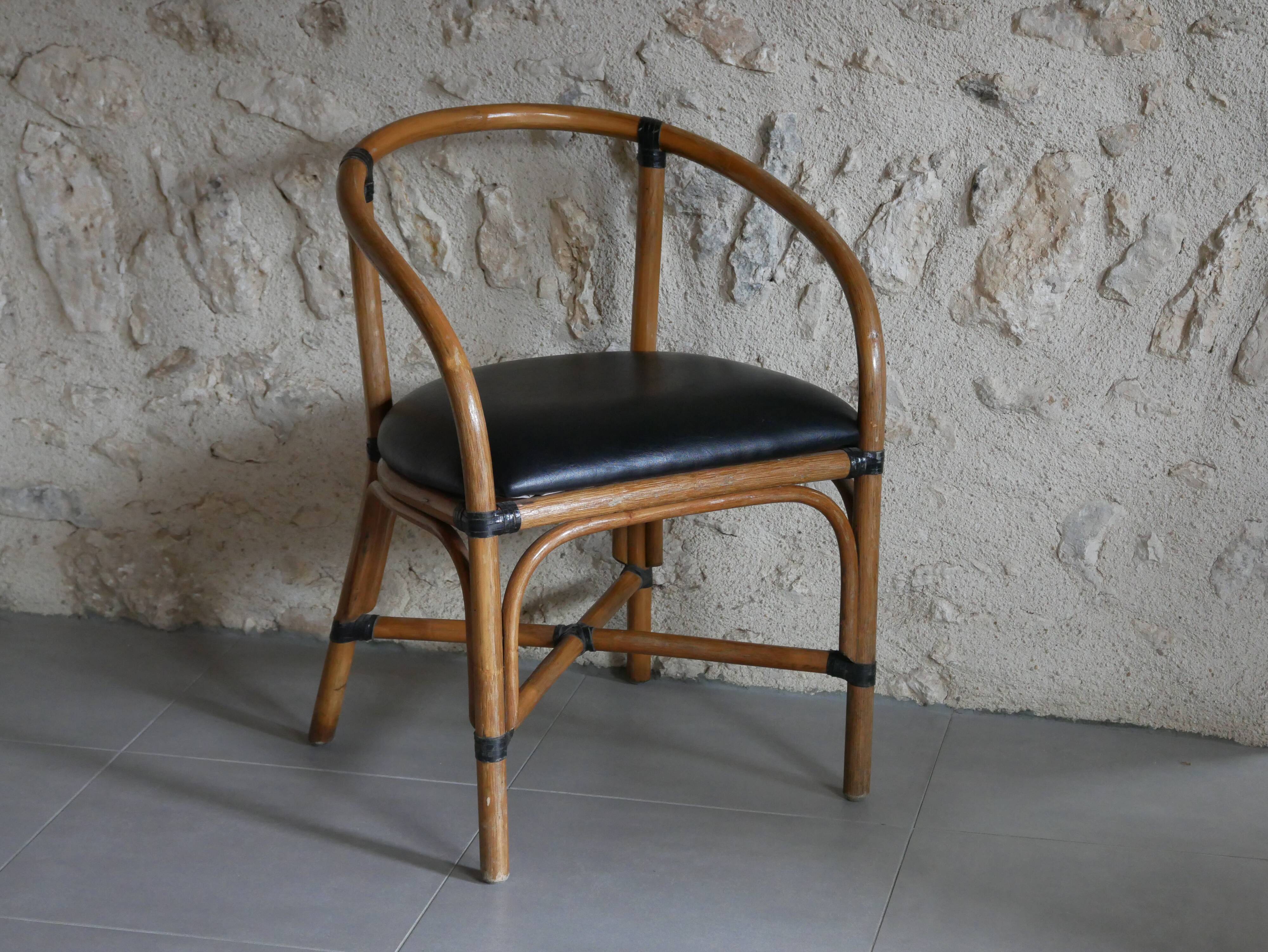 Chaises rotin assise simili cuir