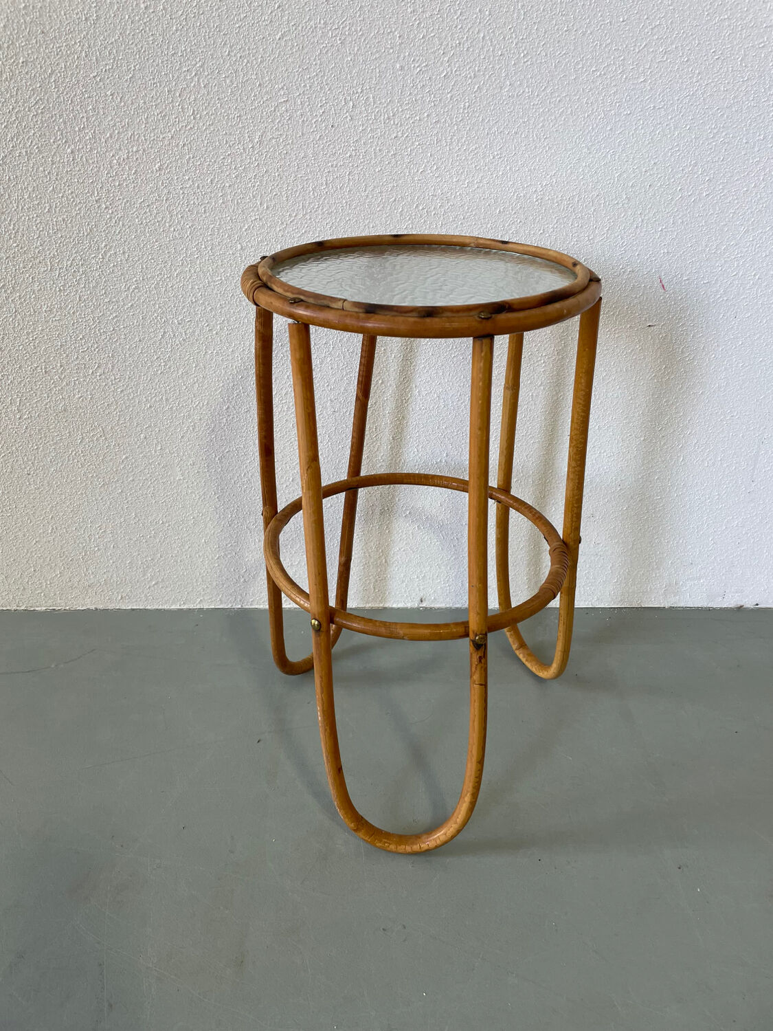 Rattan plant table