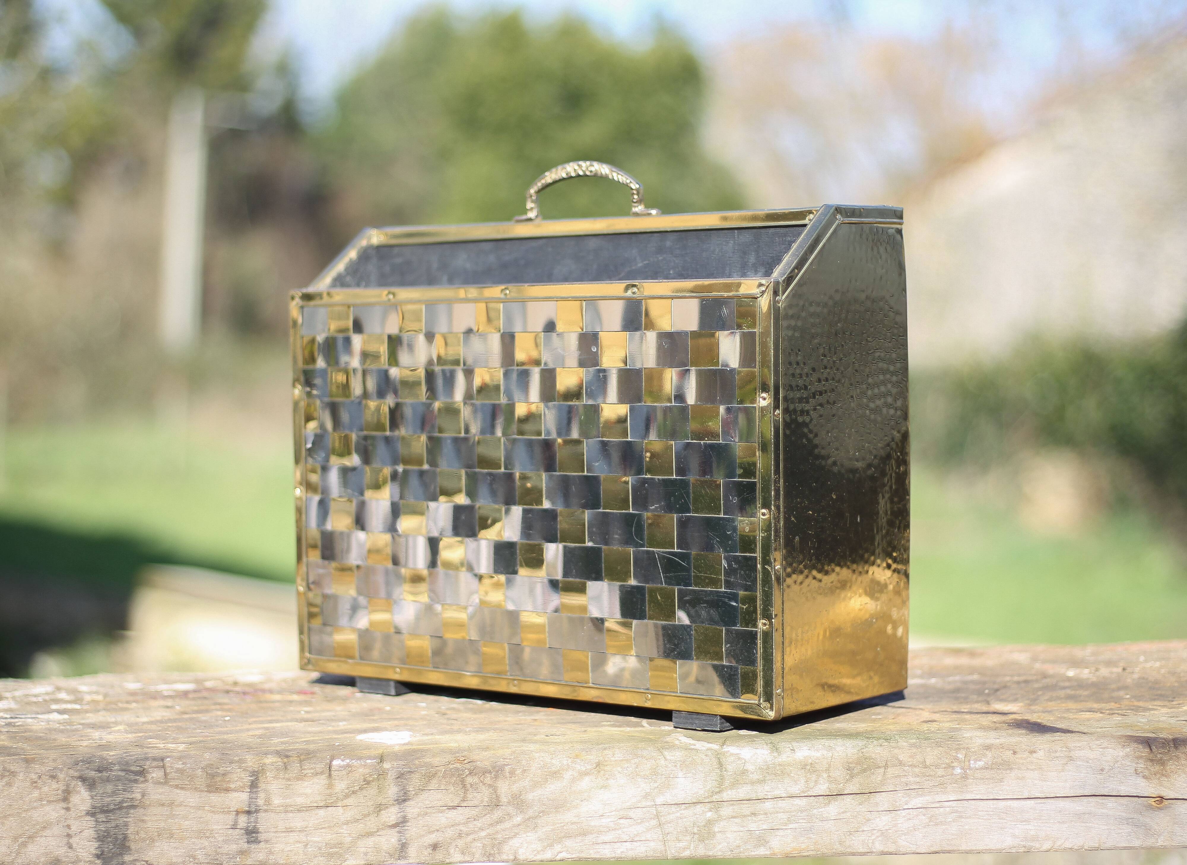 Vintage magazine rack, two-tone woven brass magazine rack, book storage