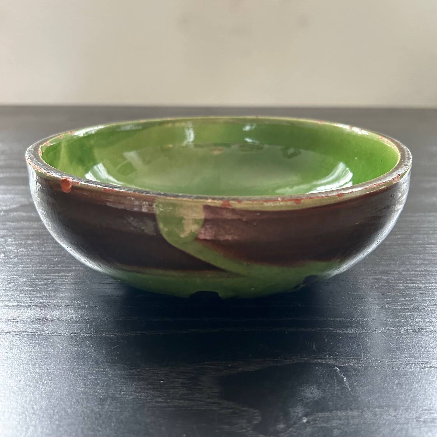 Provençal green artisanal salad bowl