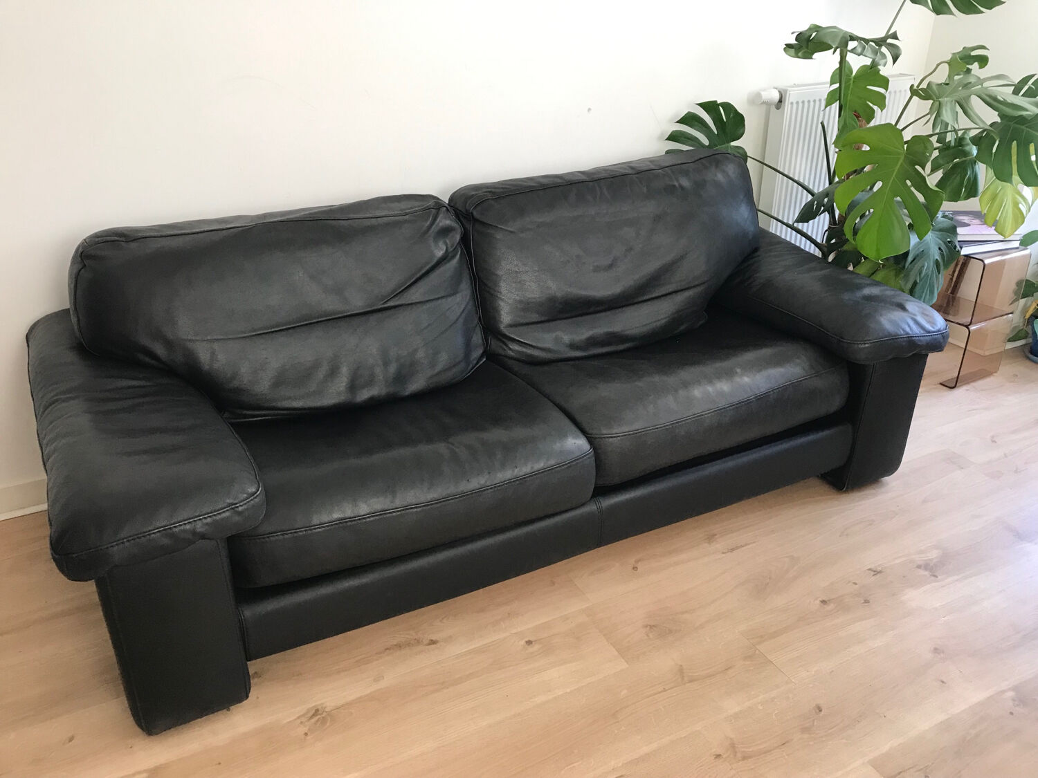 Steiner sofa bed in black leather