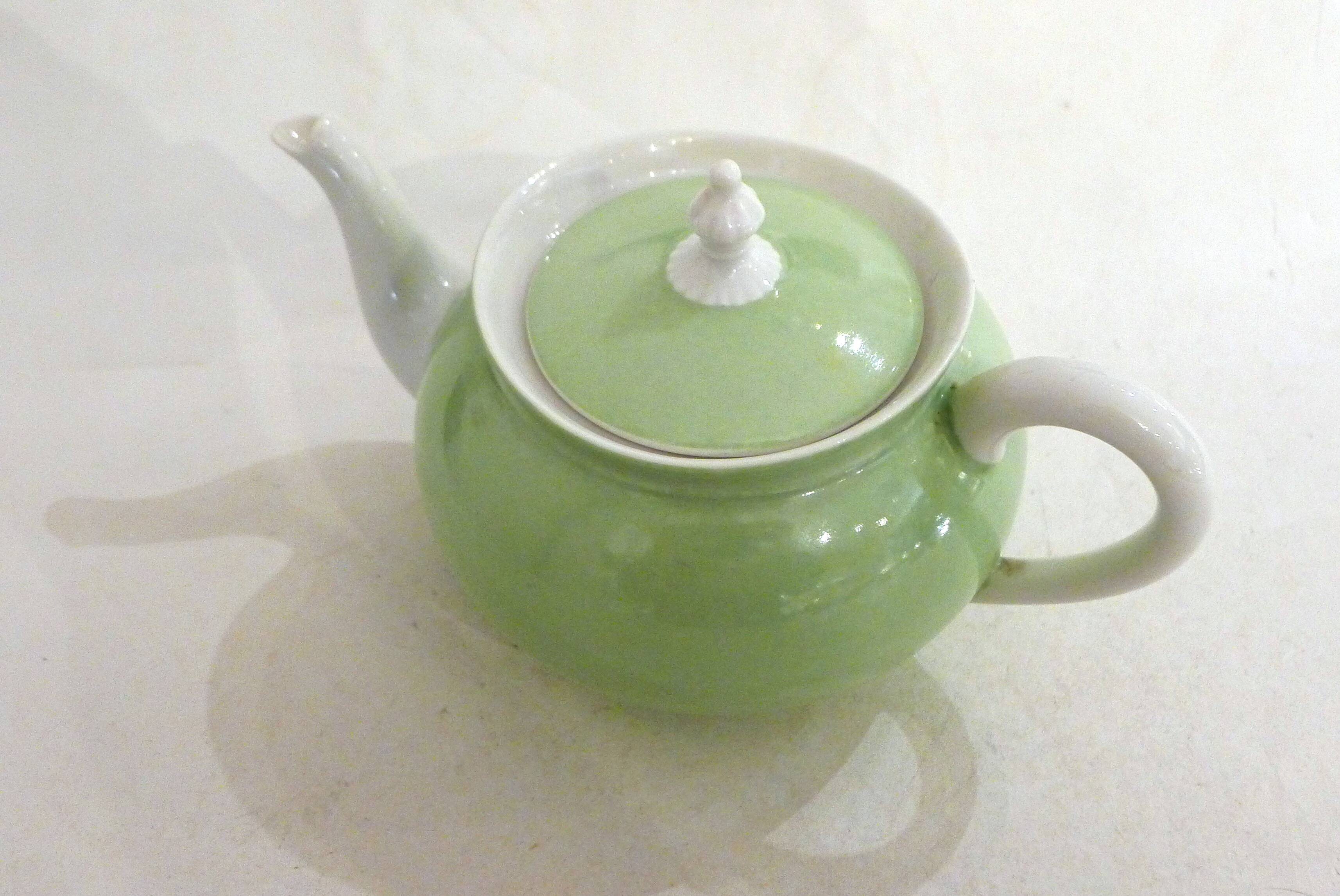 Teapot Jean Pouyat Limoges early 20th century