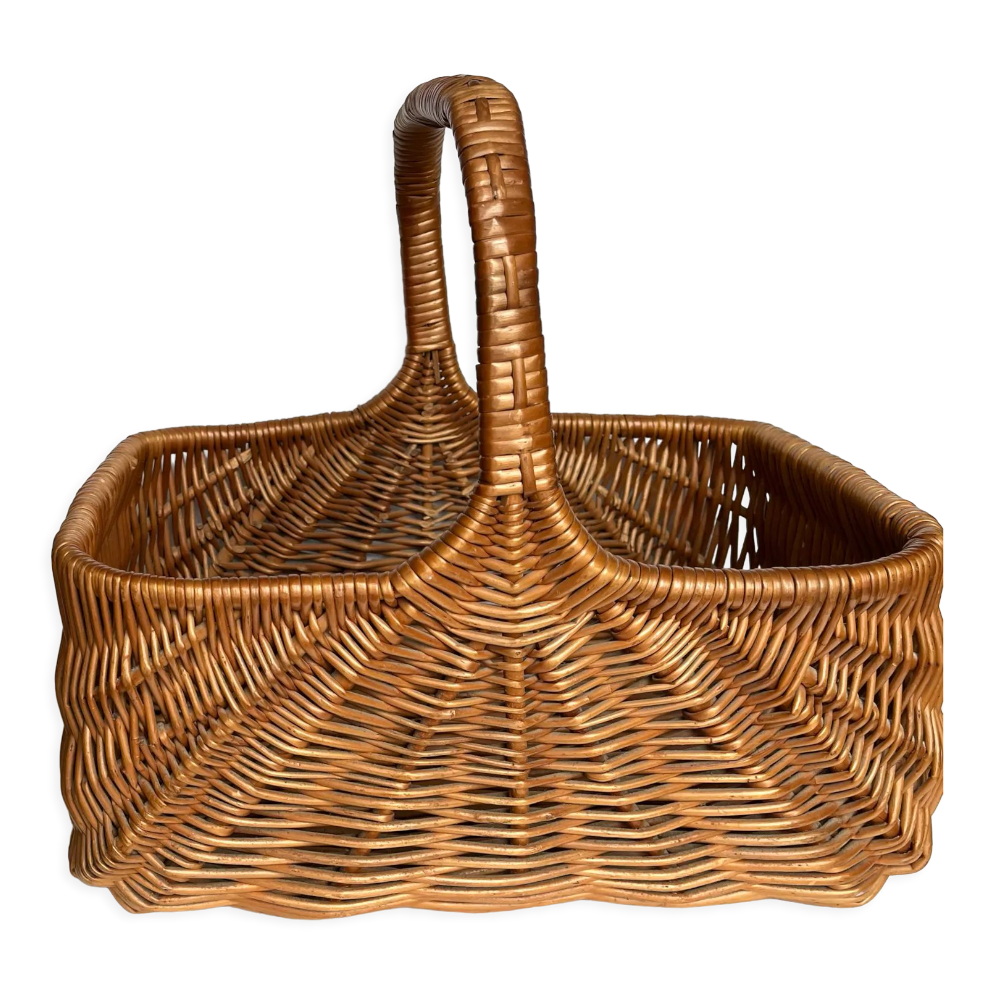 Wicker basket