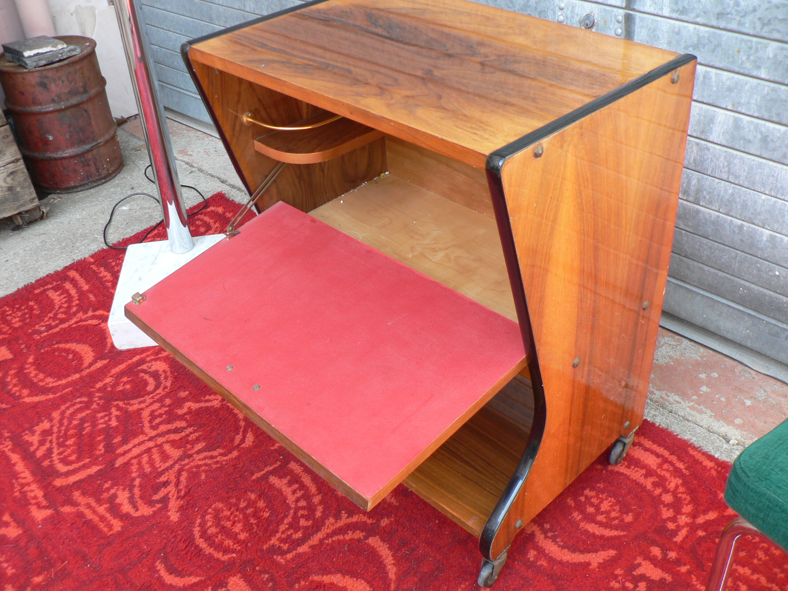 Meuble bar sur roulette vintage Selency