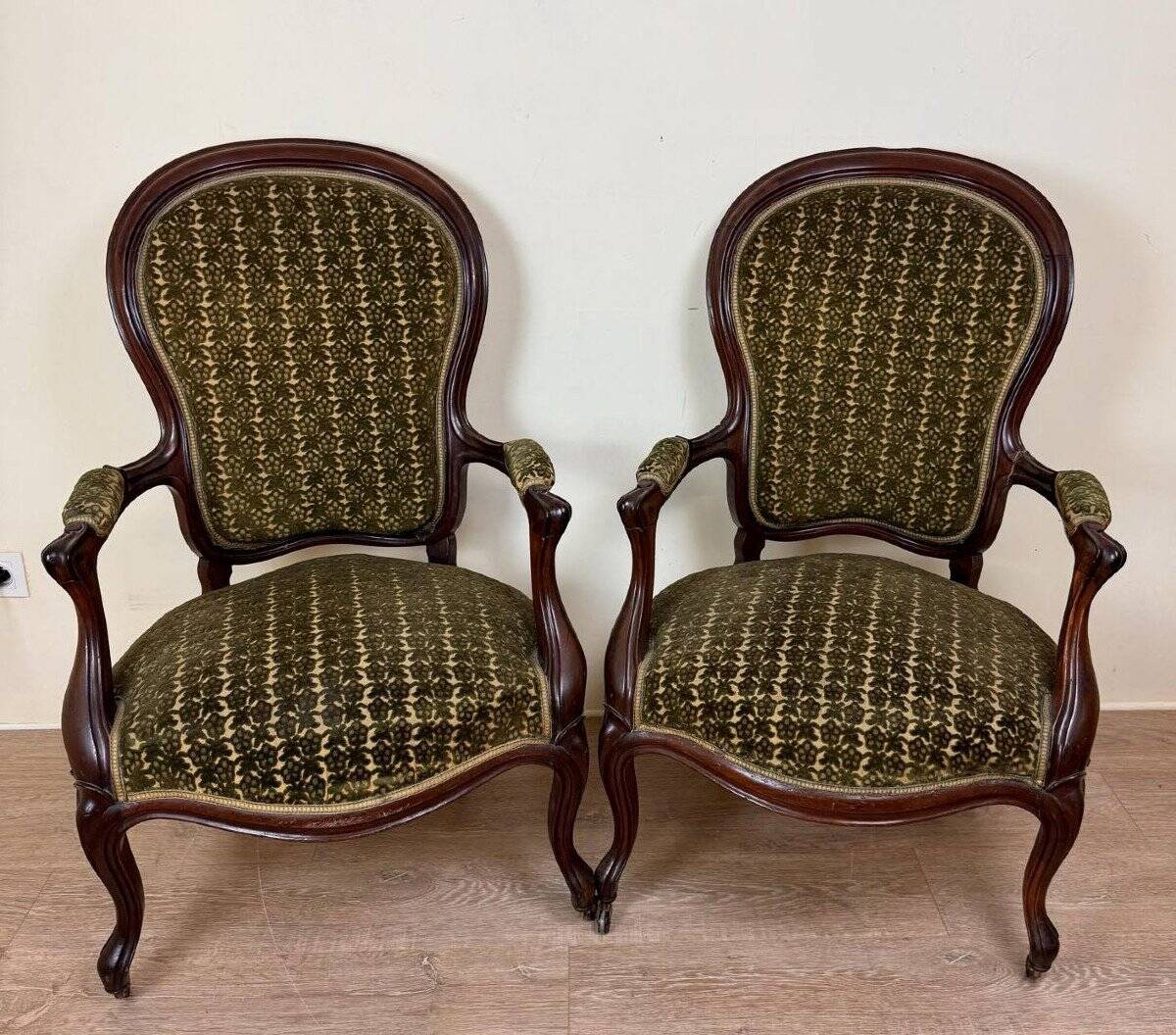 Paire de fauteuils style Louis XV en acajou époque XIXeme