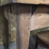 Farm table