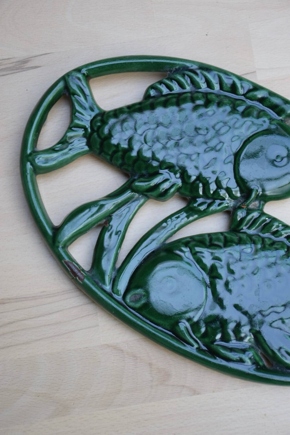 Ceramic fish trivet