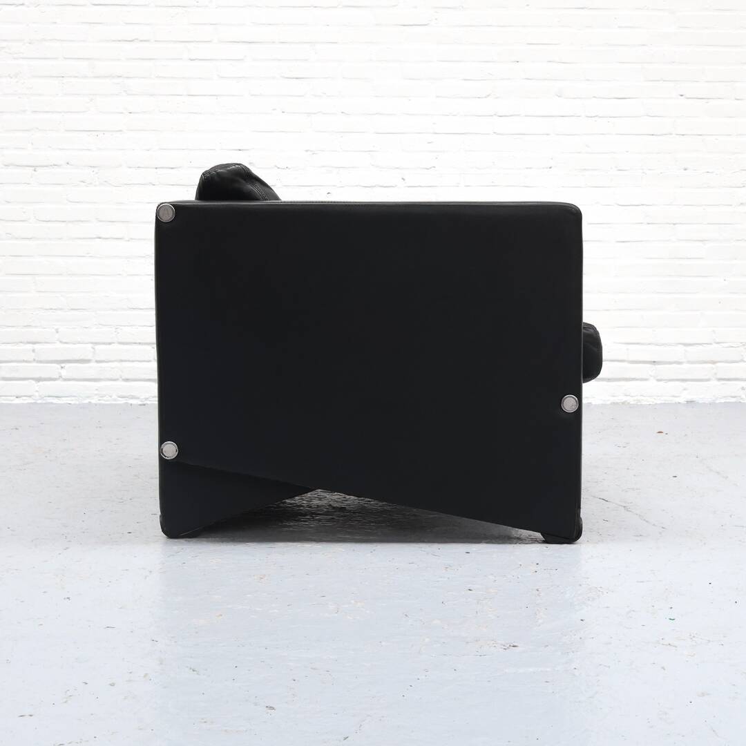 Postmodern Triangel Armchair by Hans de Wit for Artifort 1980s