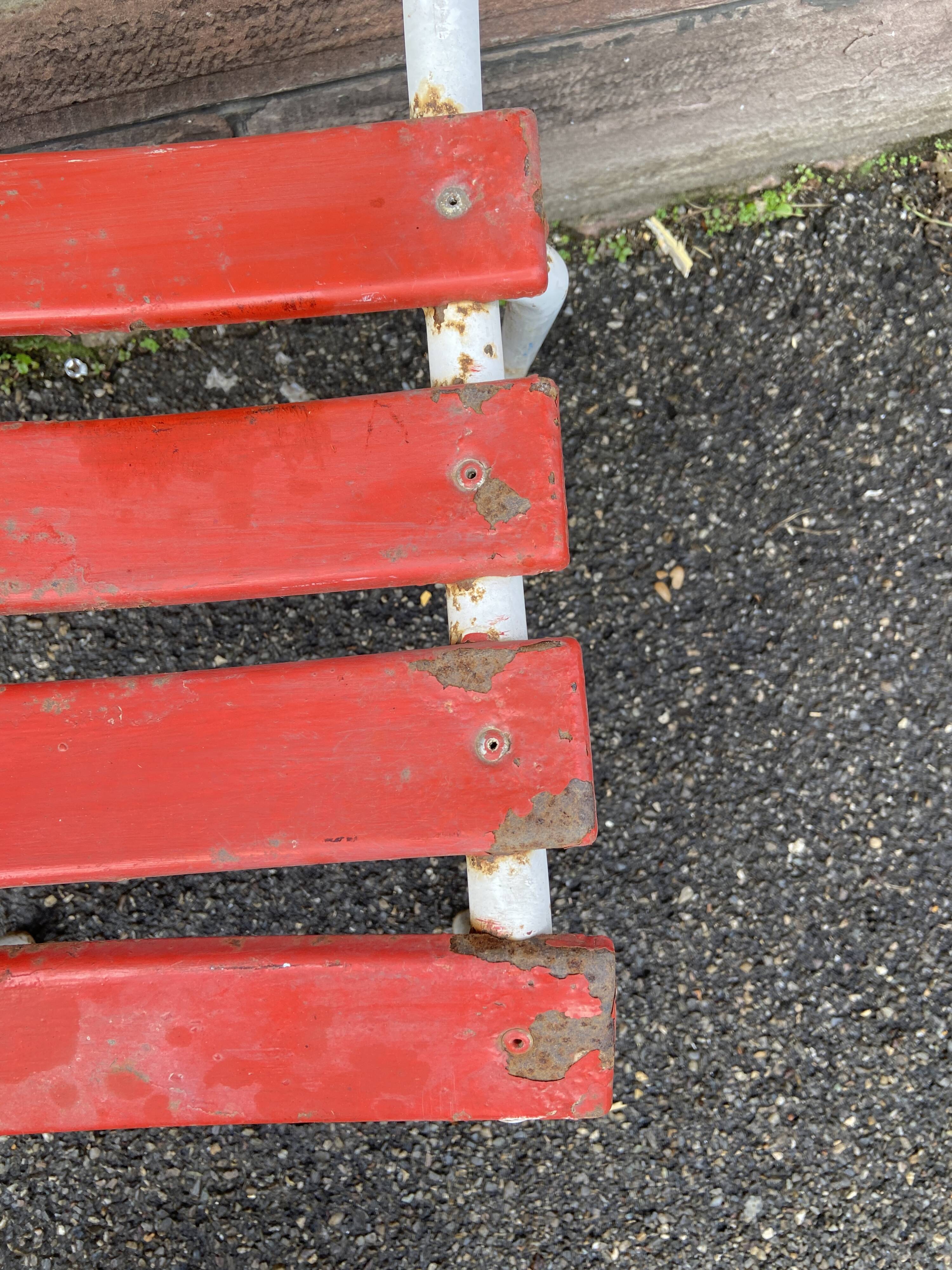 chaise de Café Tolix terrasse French bistrot chairs 1960 Esprit usés, wasi-sabi,industriel