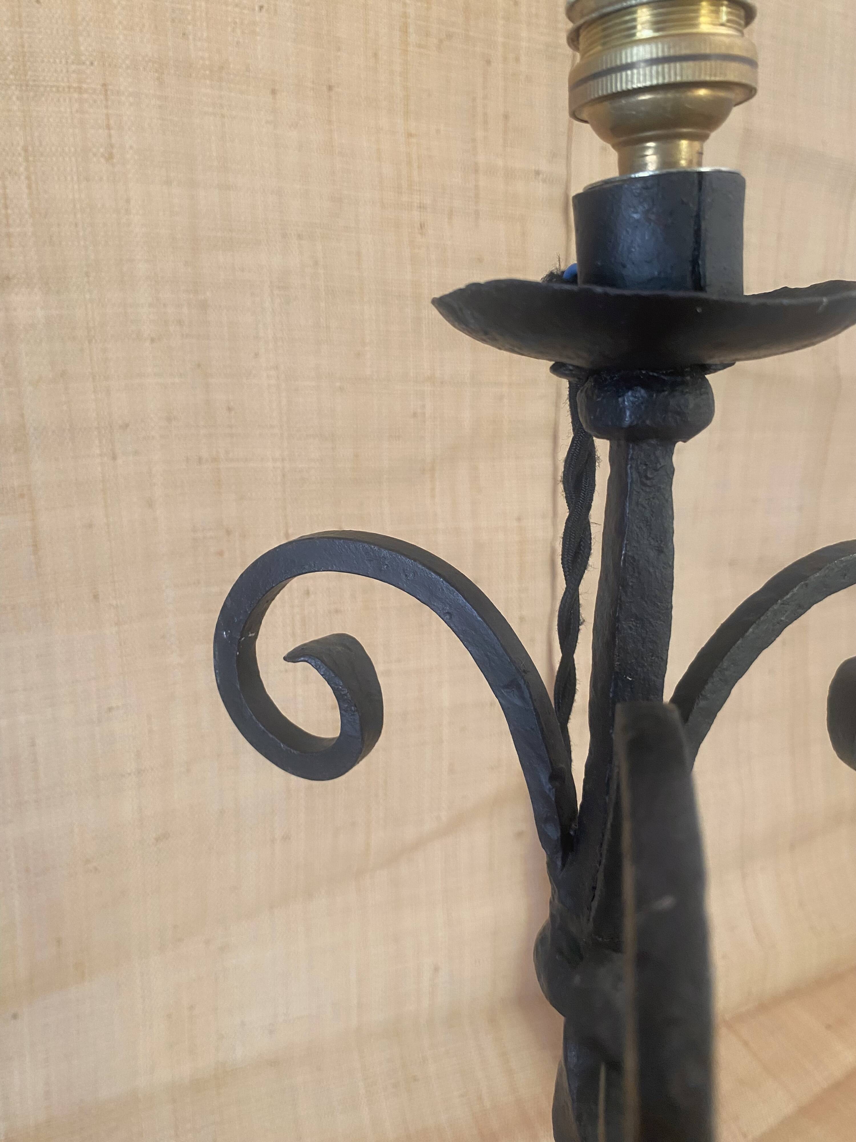 1970s wrought iron lamp, new 2m fabric cable, lampshade.