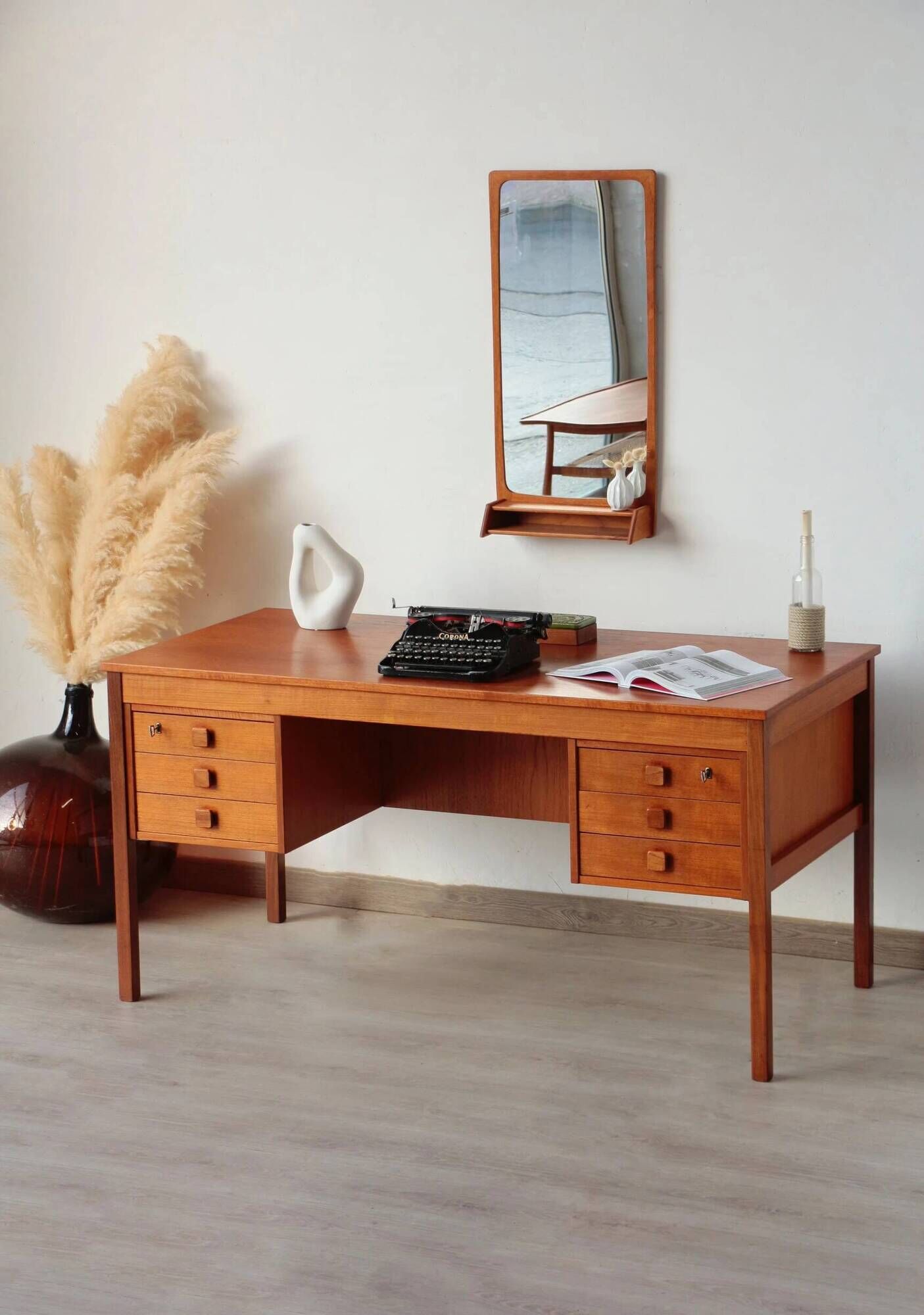 Bureau danois en teck vintage – Domino Møbler (années 60)
