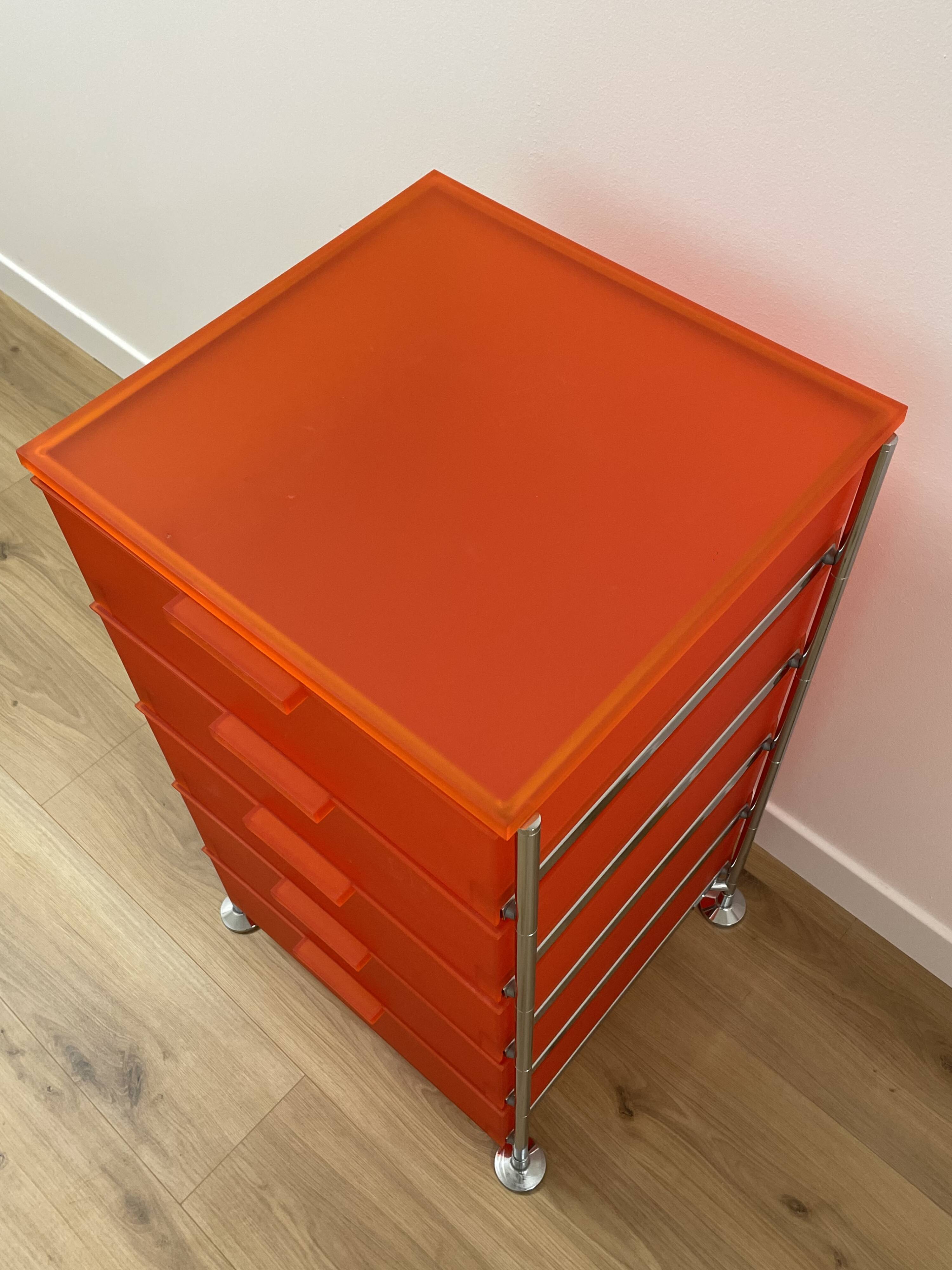 Storage box by Antonio Citterio for Kartell