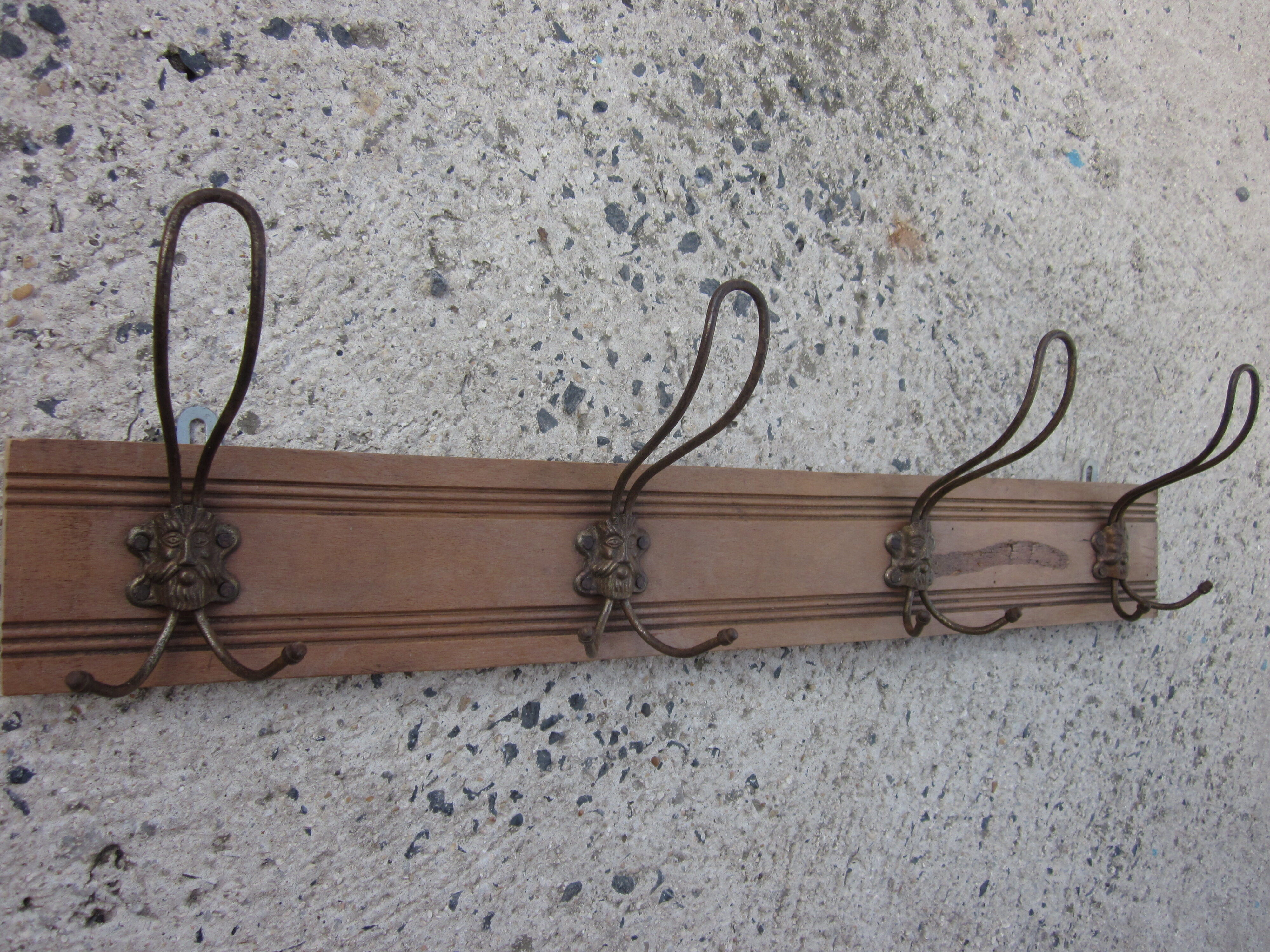 Old coat rack 4 coat hooks