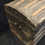 Old trunk E.Semette