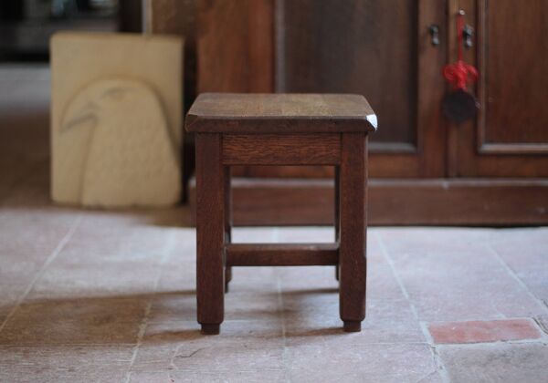 Tabouret vintage, tabouret bois, brutaliste, déco intérieur, porte-plante