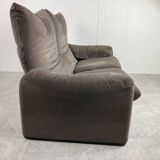 Maralunga sofa by Vico Magistretti for Cassina