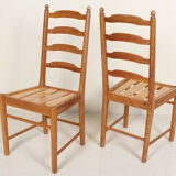 Dining table and 5 chairs of vintage Ercol pine refectory