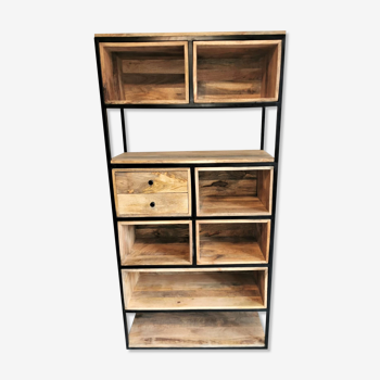 Shelf on wooden and metal legs