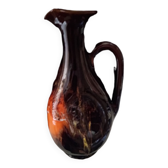 Pitcher year 50 vallauris with spout