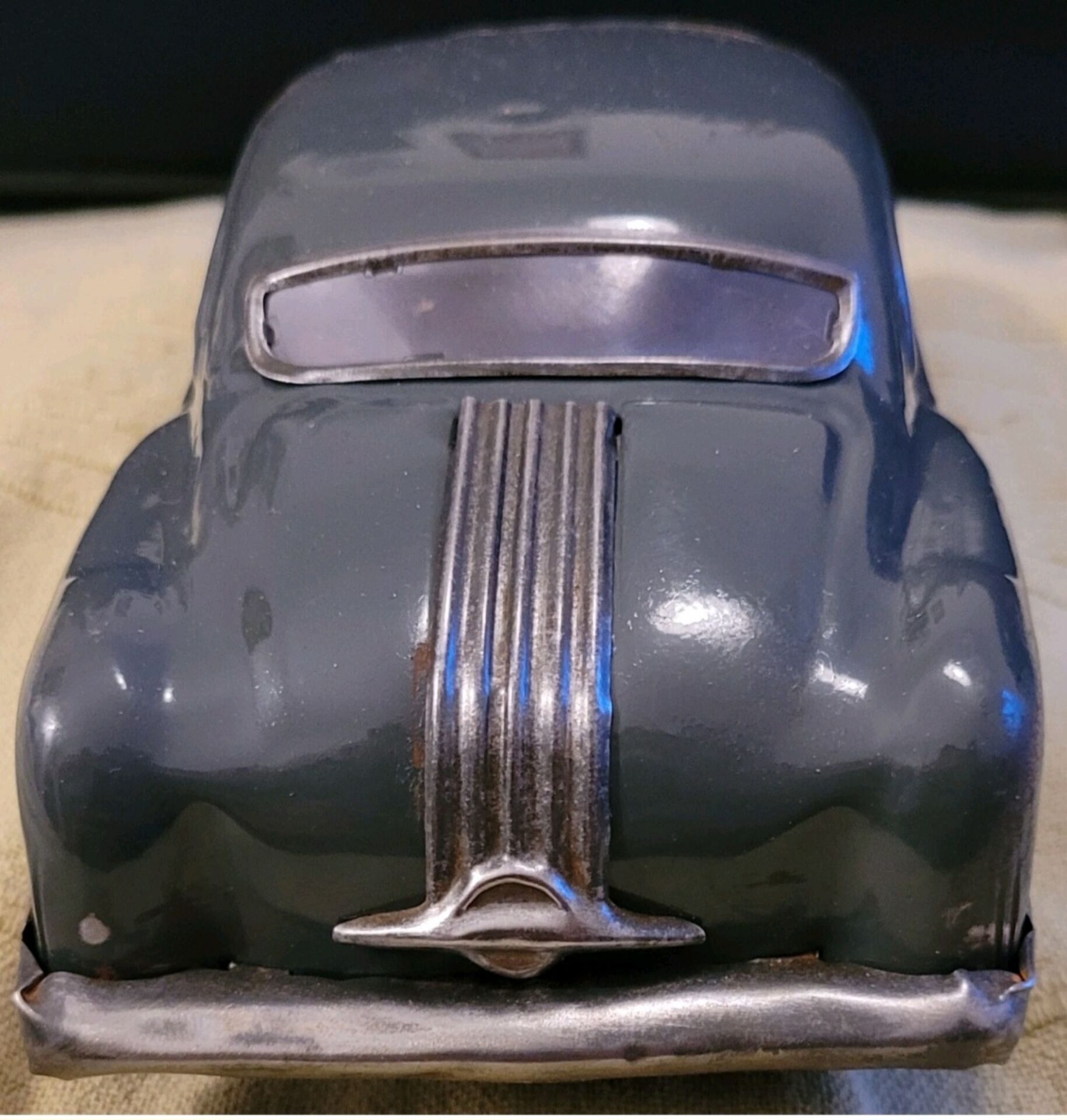 Pontiac Chieftain Minister Deluxe tin car Amar Toys