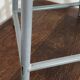 Tabouret d'atelier en métal et bois réglable en hauteur