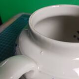 Saint Uze teapot