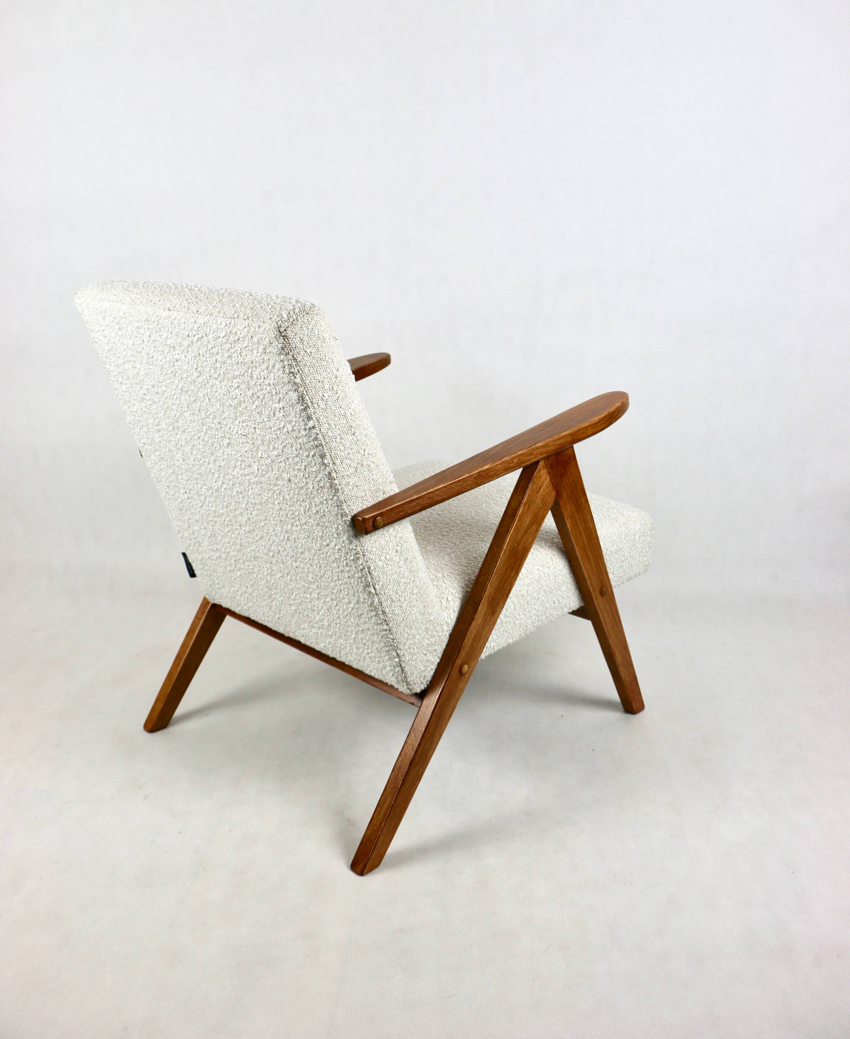 Vintage Ivory White Boucle Model B-310 Armchair, 1970s