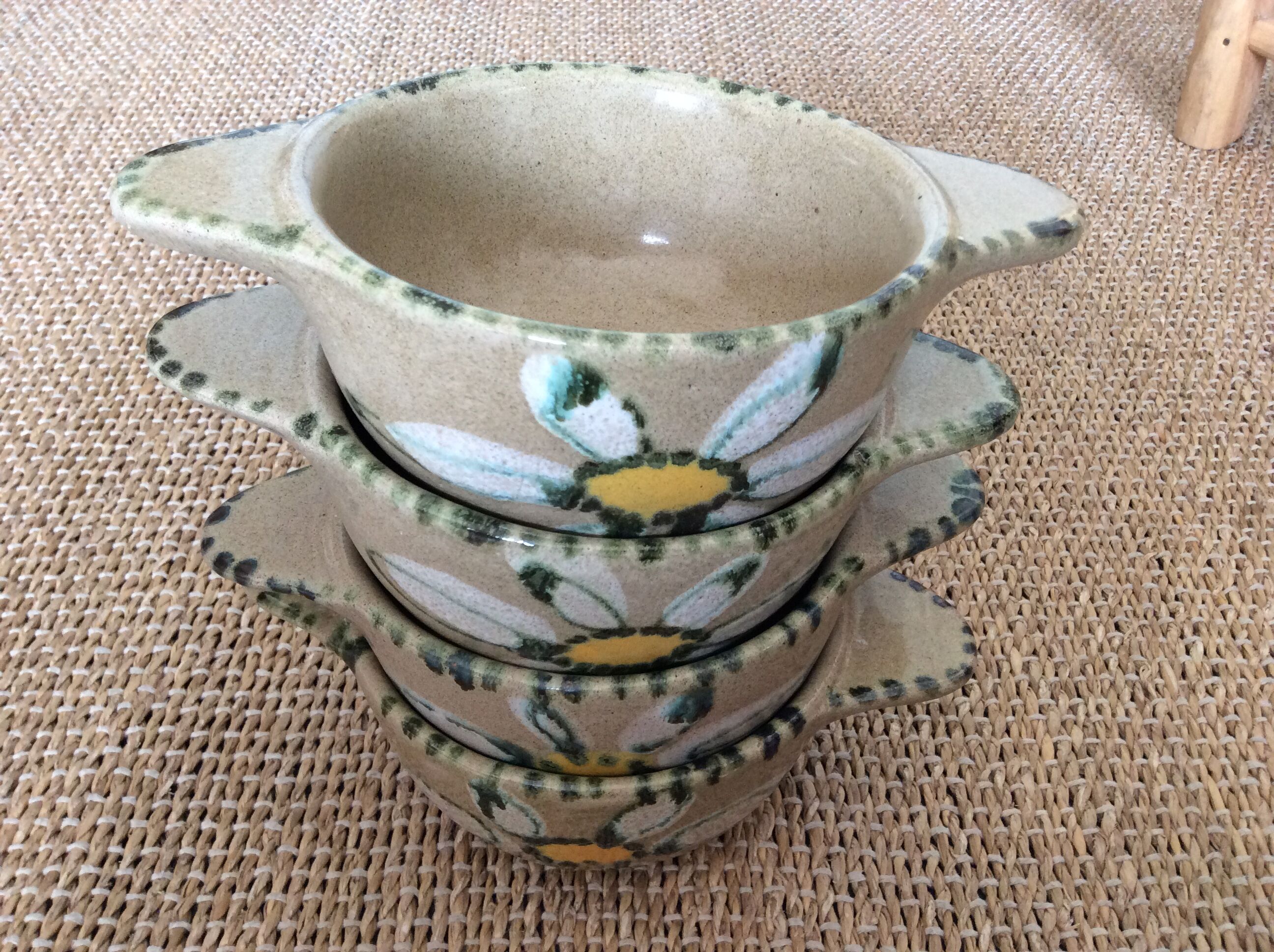 4 glazed terracotta bowls