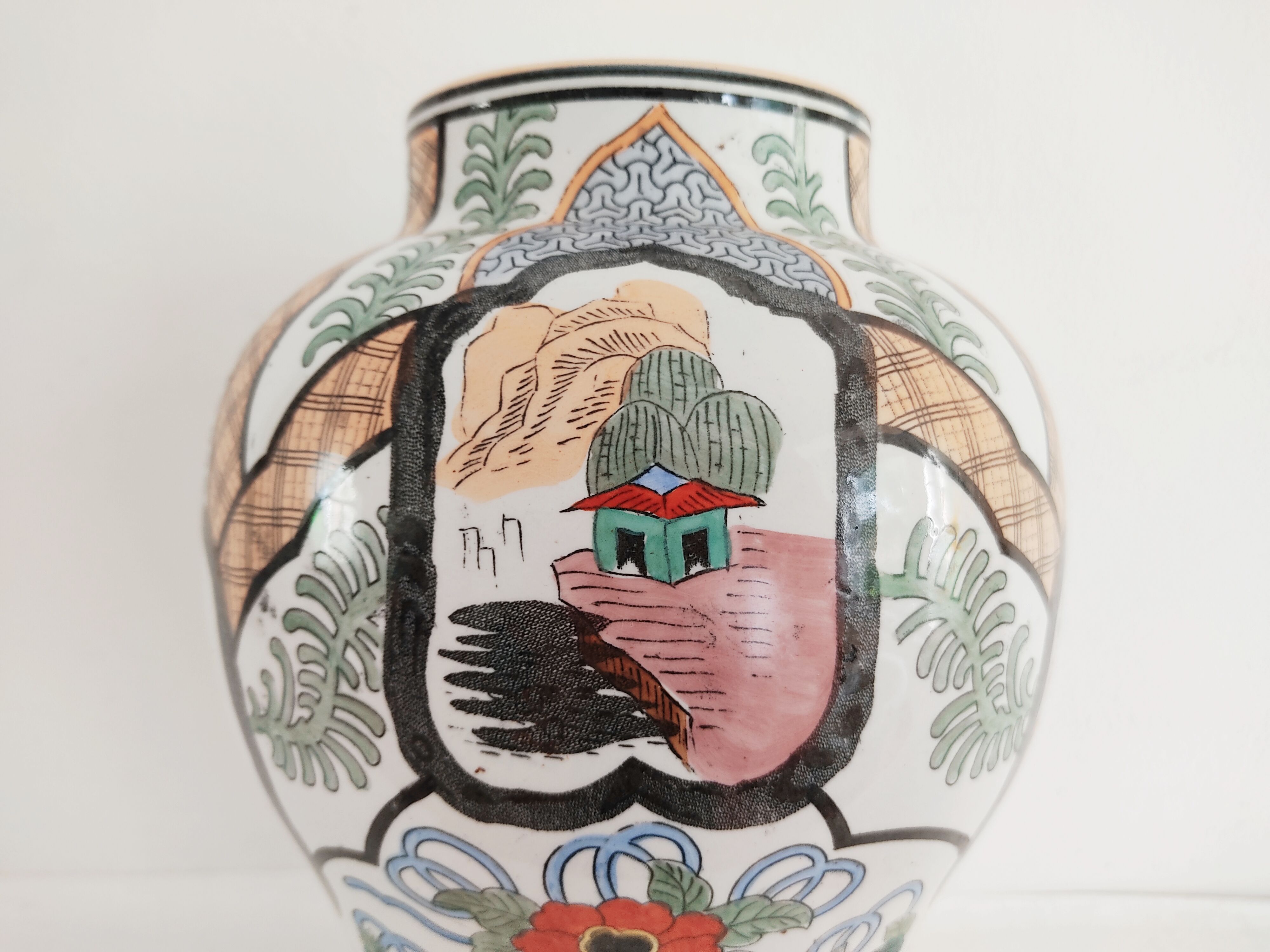 Vase Asian décor mid 20th