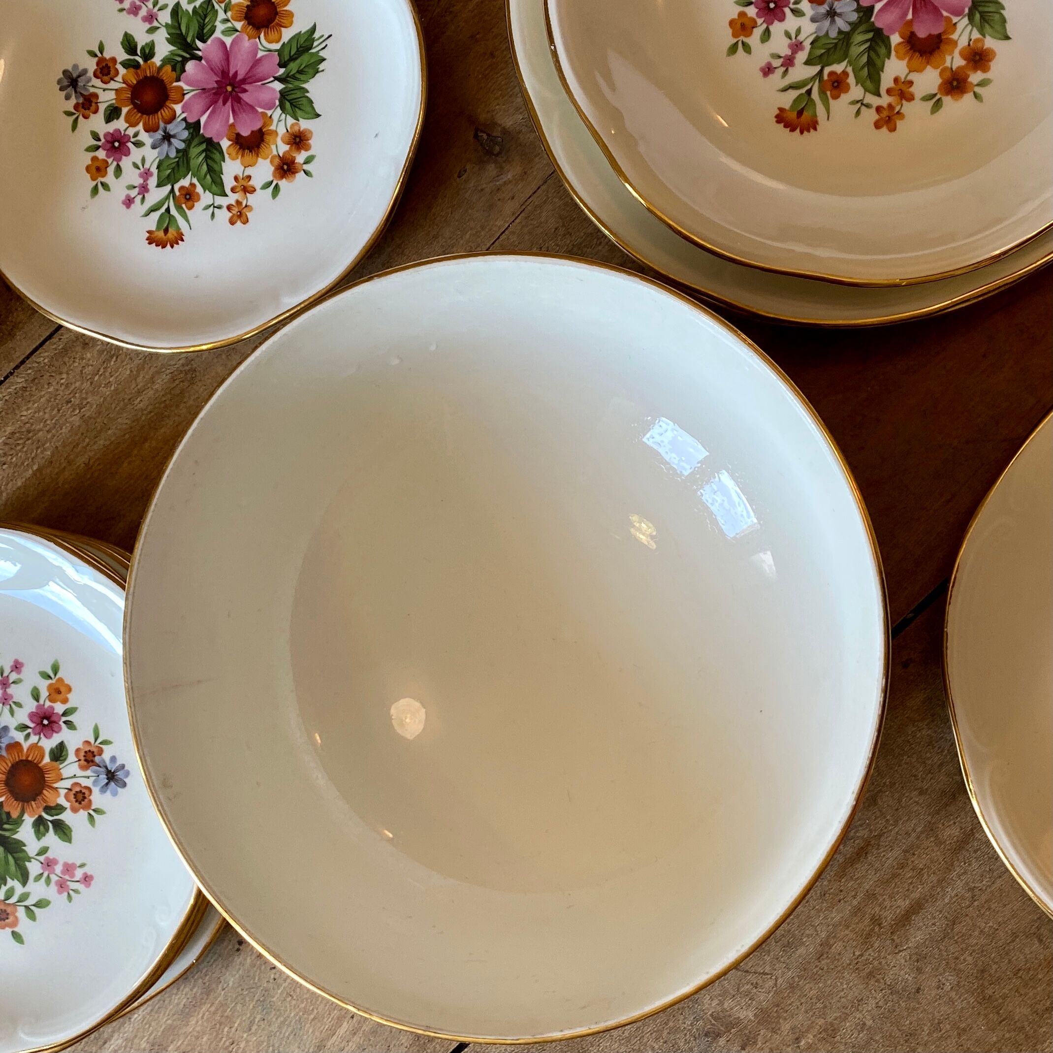 Saladier vintage Gien