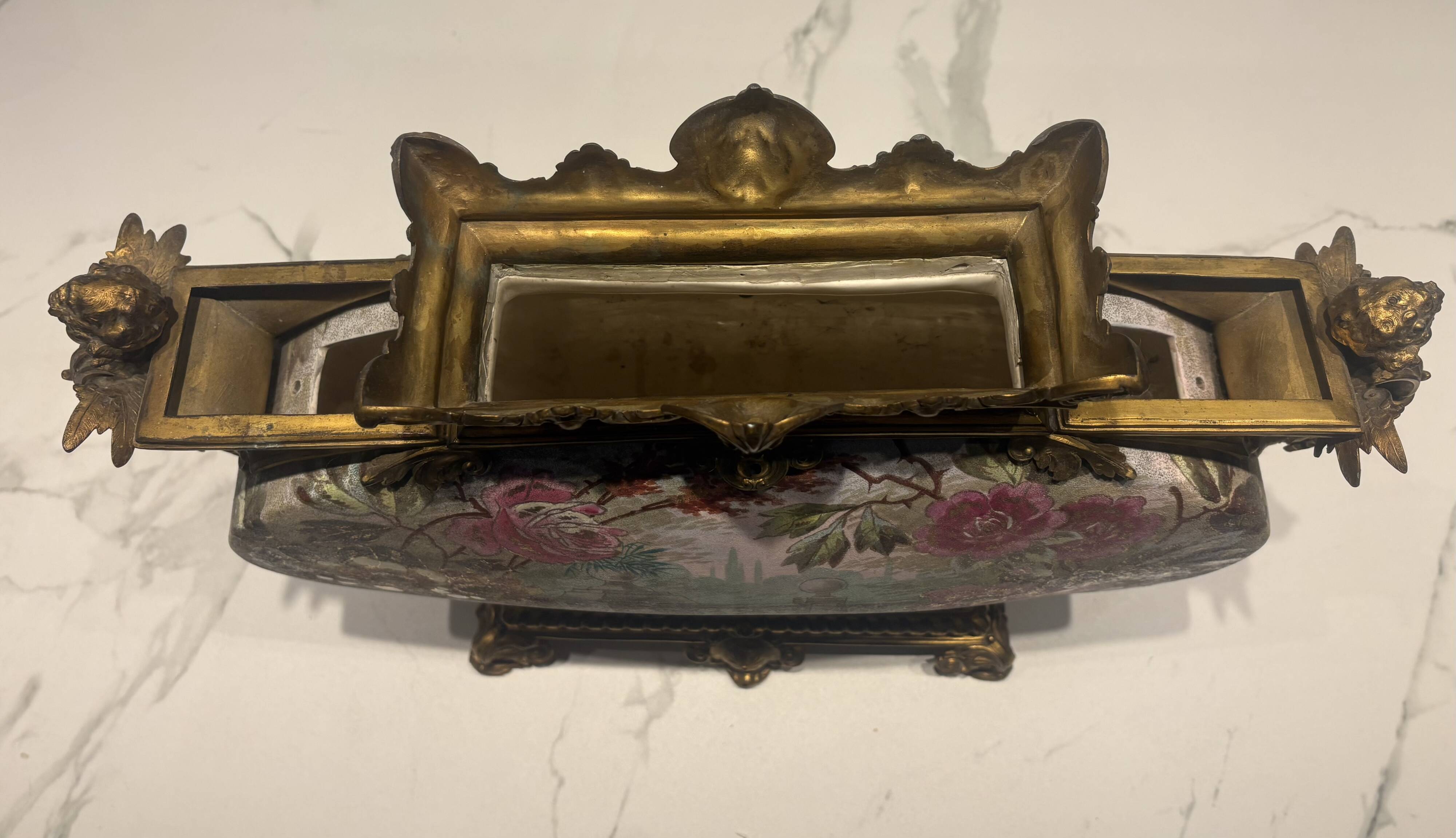 Antique Royal Bonn vase jardinière