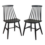 The pair of chairs in Tapiovaara style.