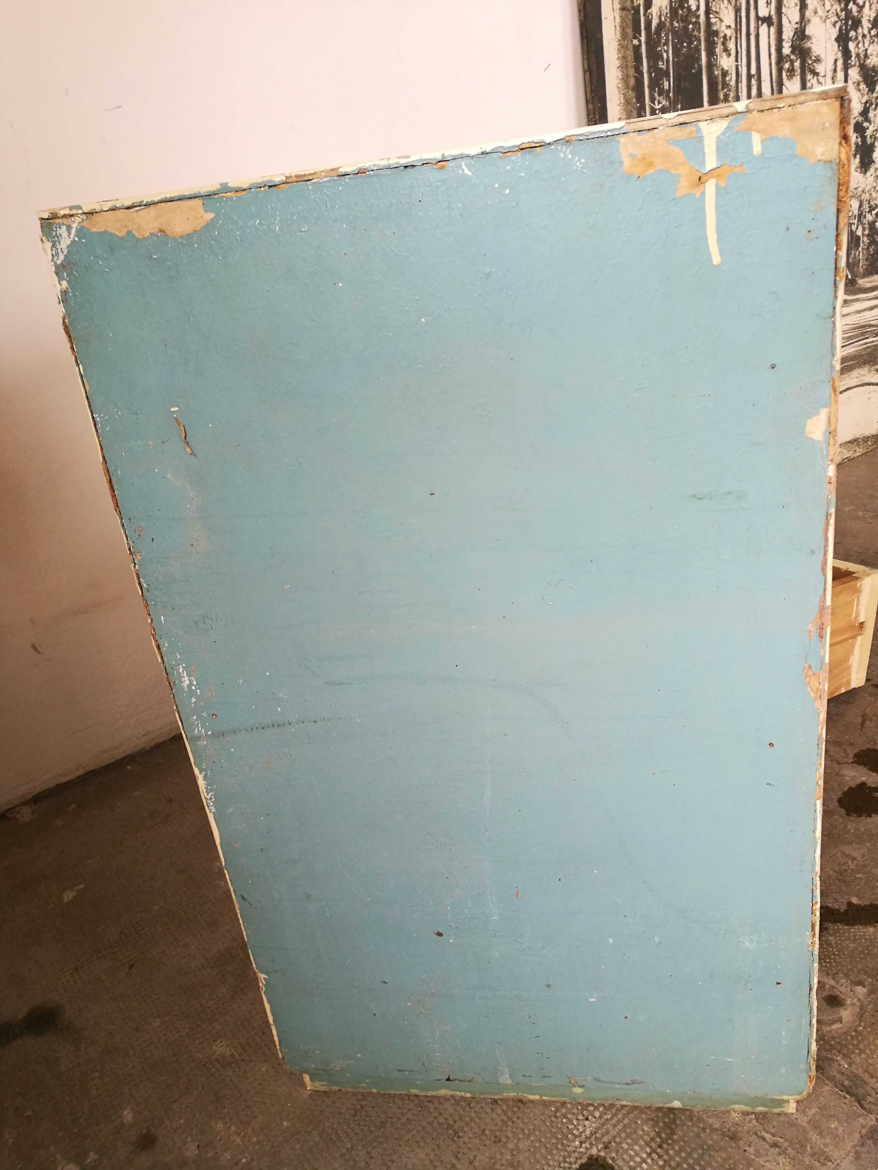 Workshop cabinet with drawers